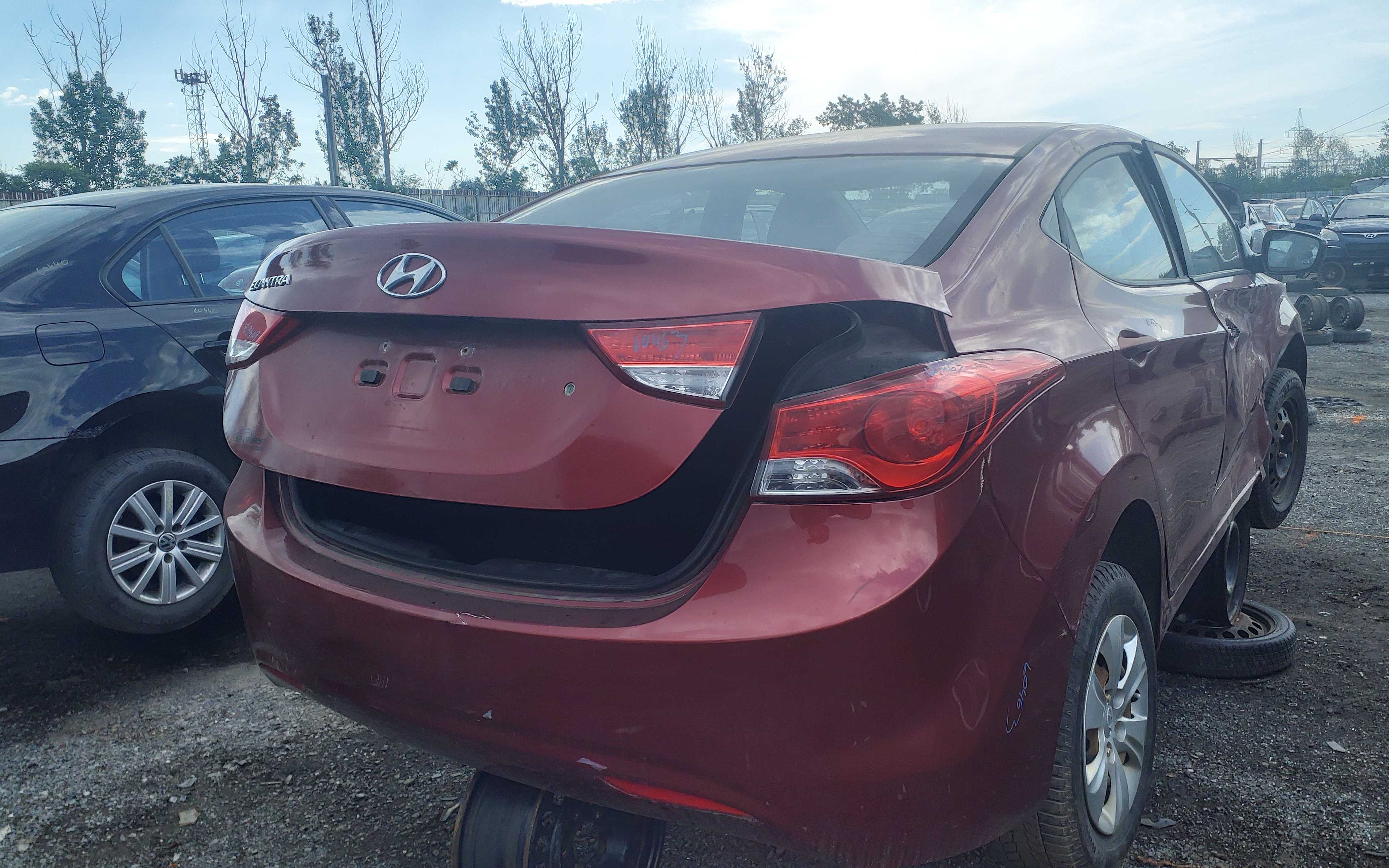 HYUNDAI ELANTRA 2013