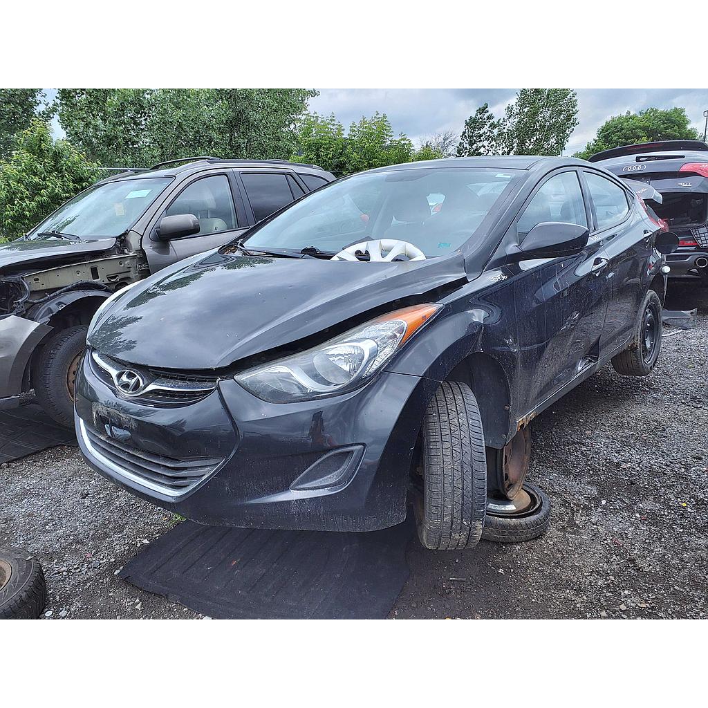 HYUNDAI ELANTRA 2013