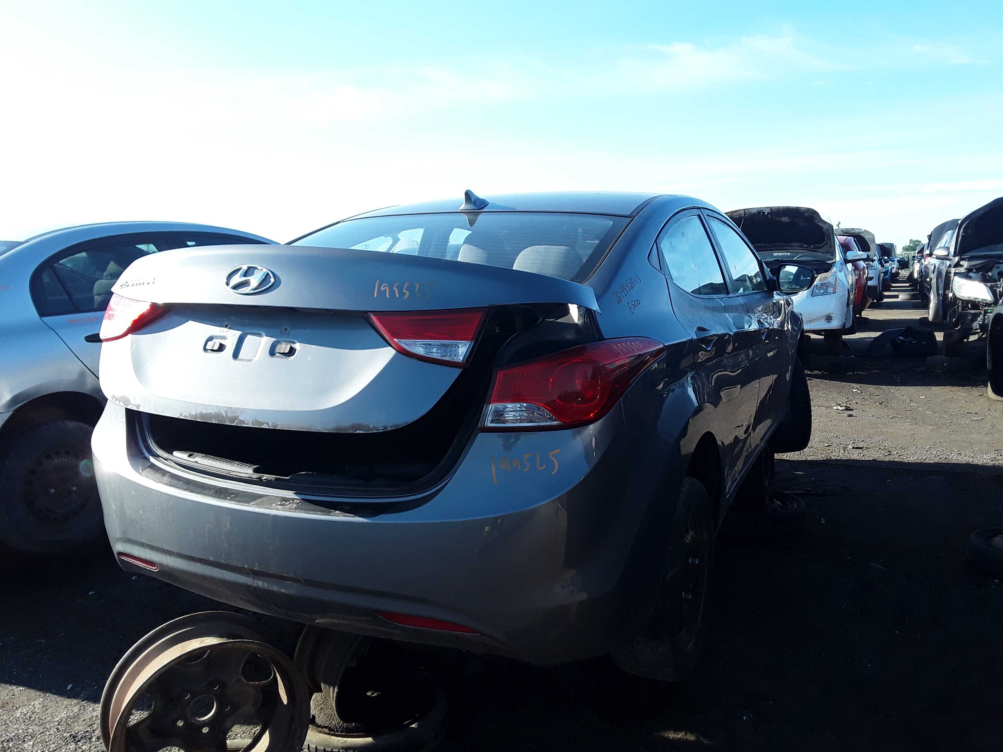 HYUNDAI ELANTRA 2013