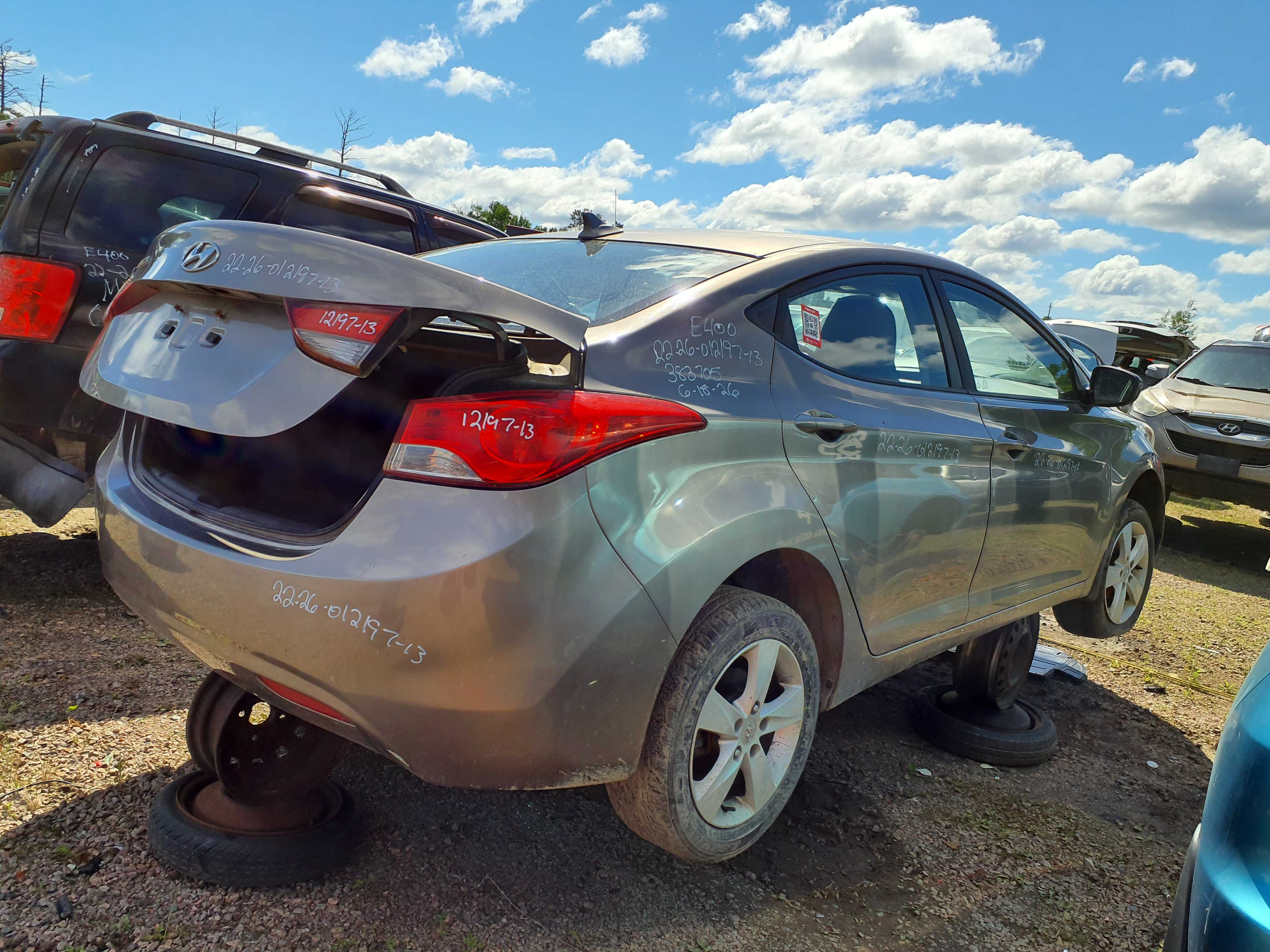 HYUNDAI ELANTRA 2013