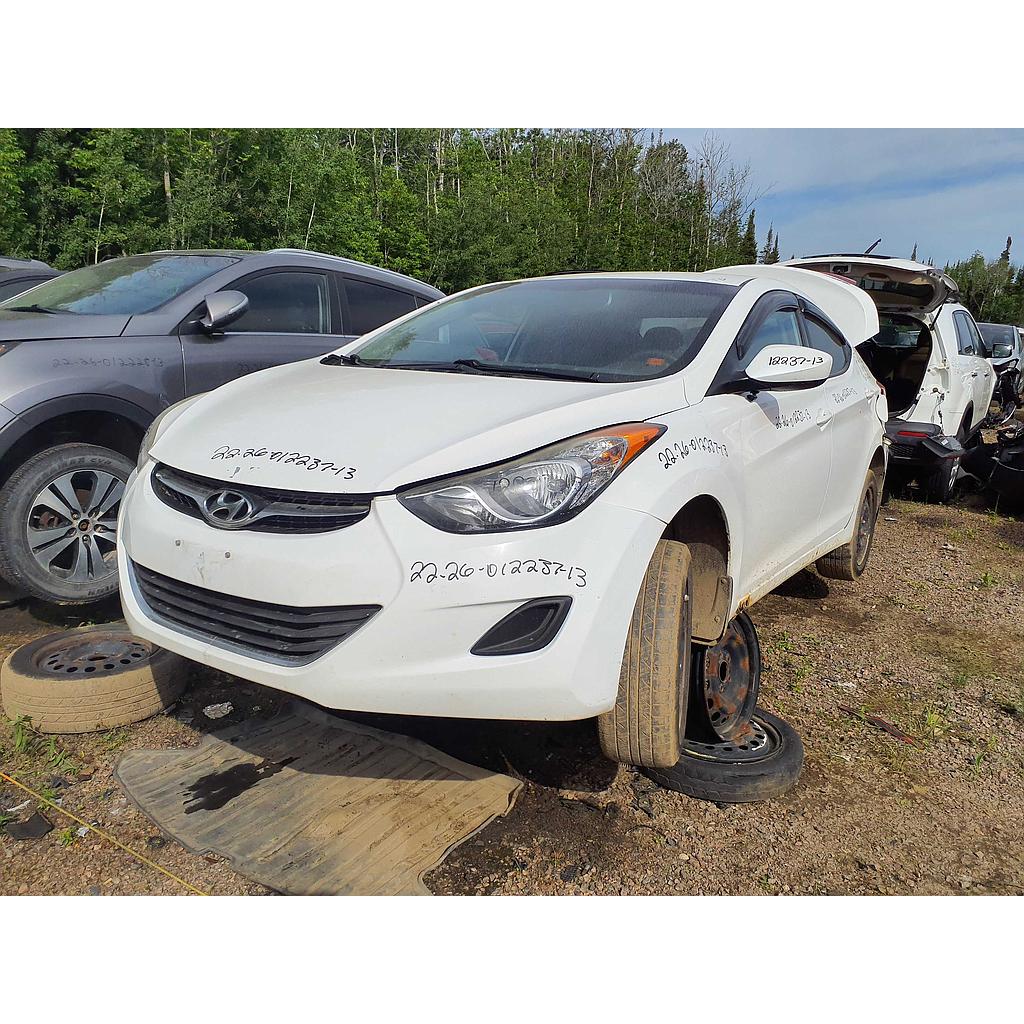 HYUNDAI ELANTRA 2013