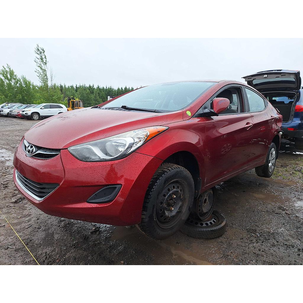 HYUNDAI ELANTRA 2013