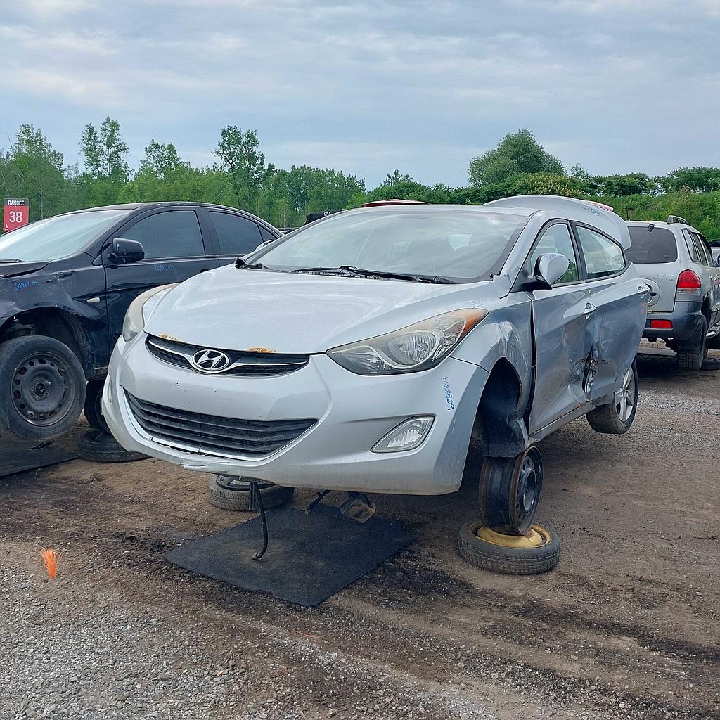 HYUNDAI ELANTRA 2013