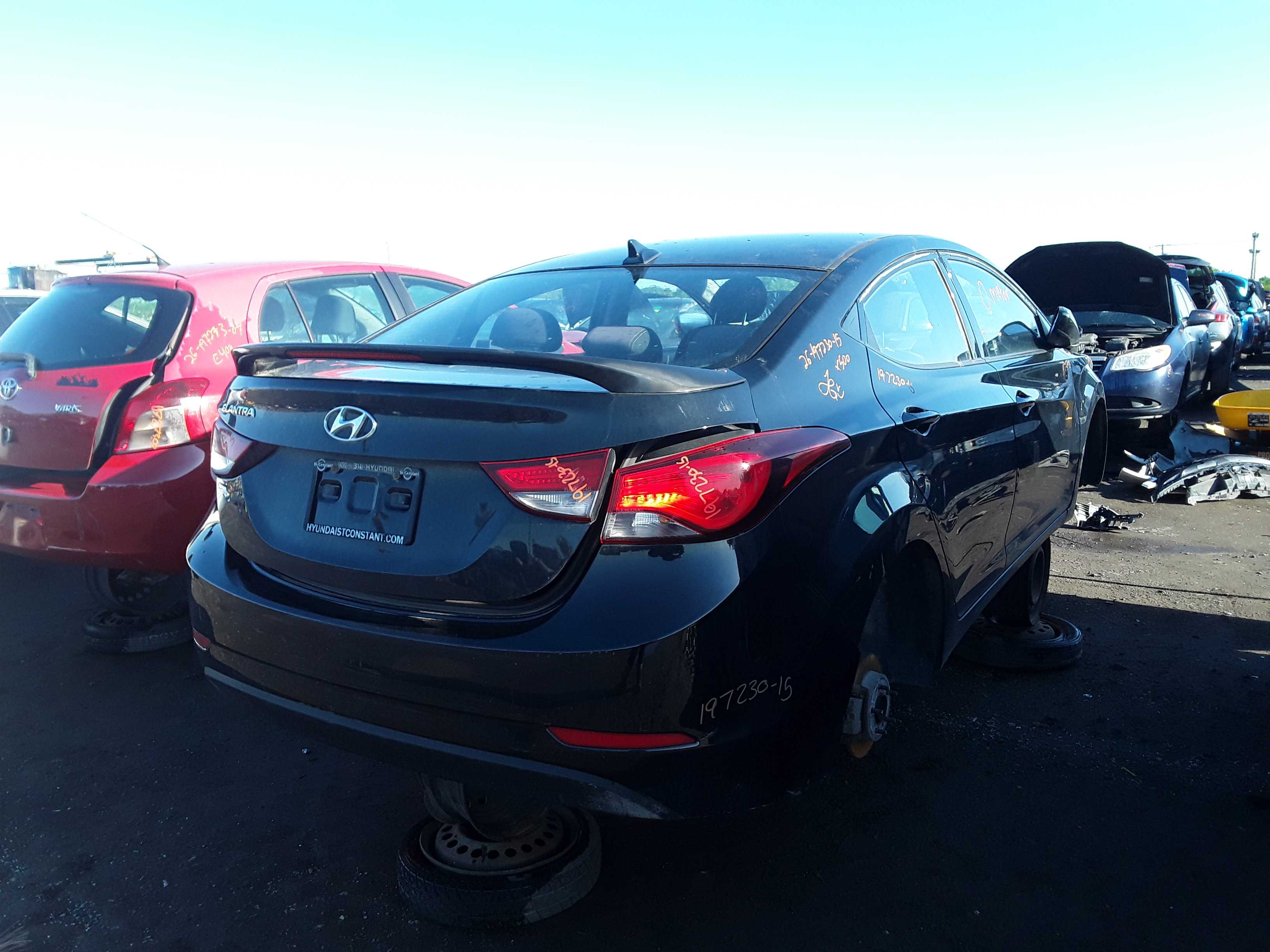 HYUNDAI ELANTRA 2015
