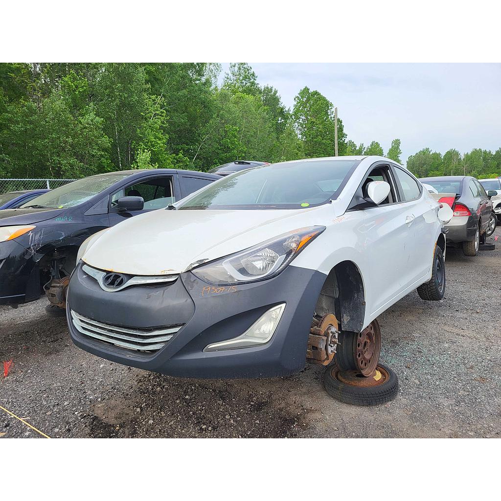 HYUNDAI ELANTRA 2015