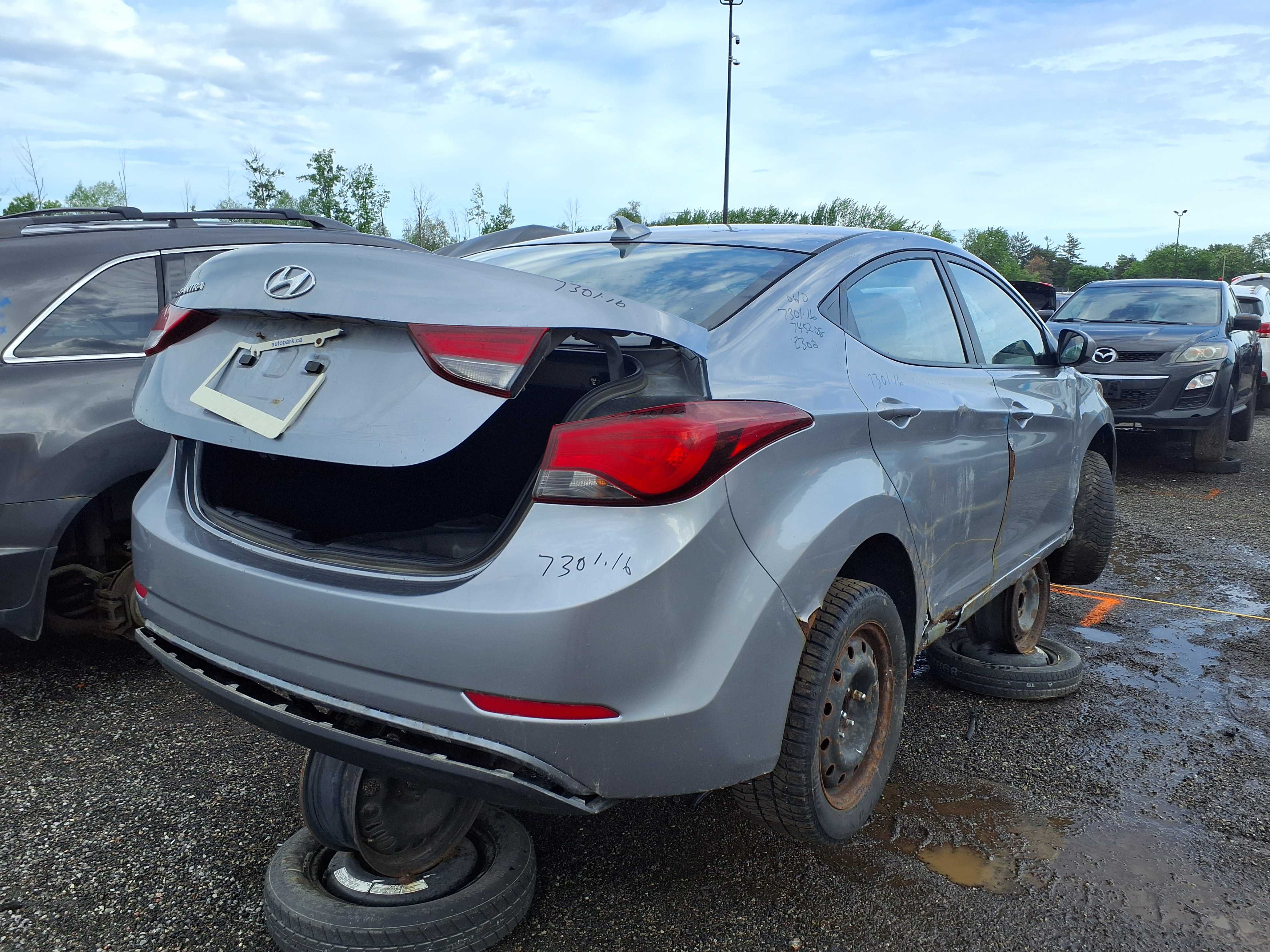 HYUNDAI ELANTRA 2016