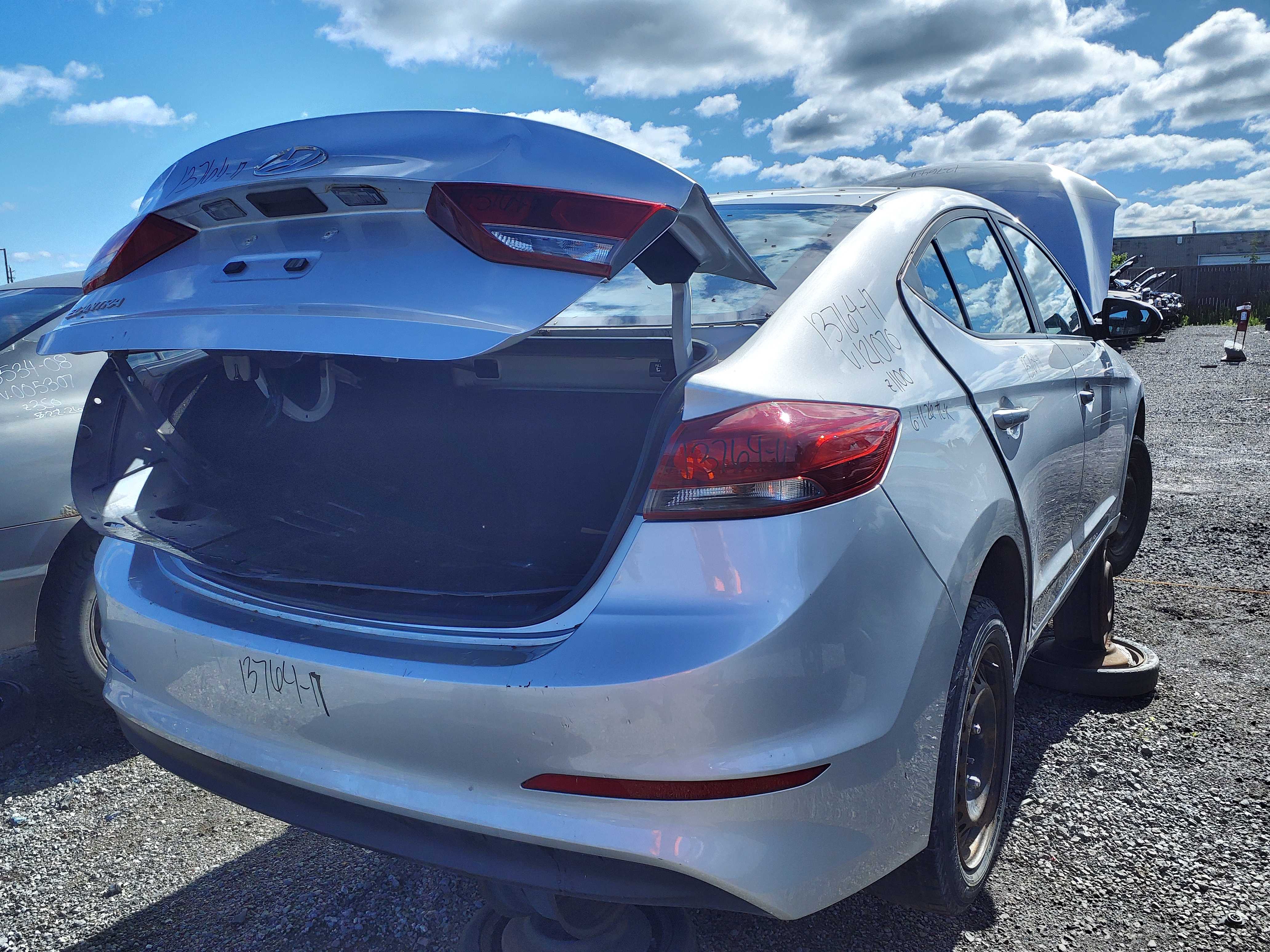 HYUNDAI ELANTRA 2017
