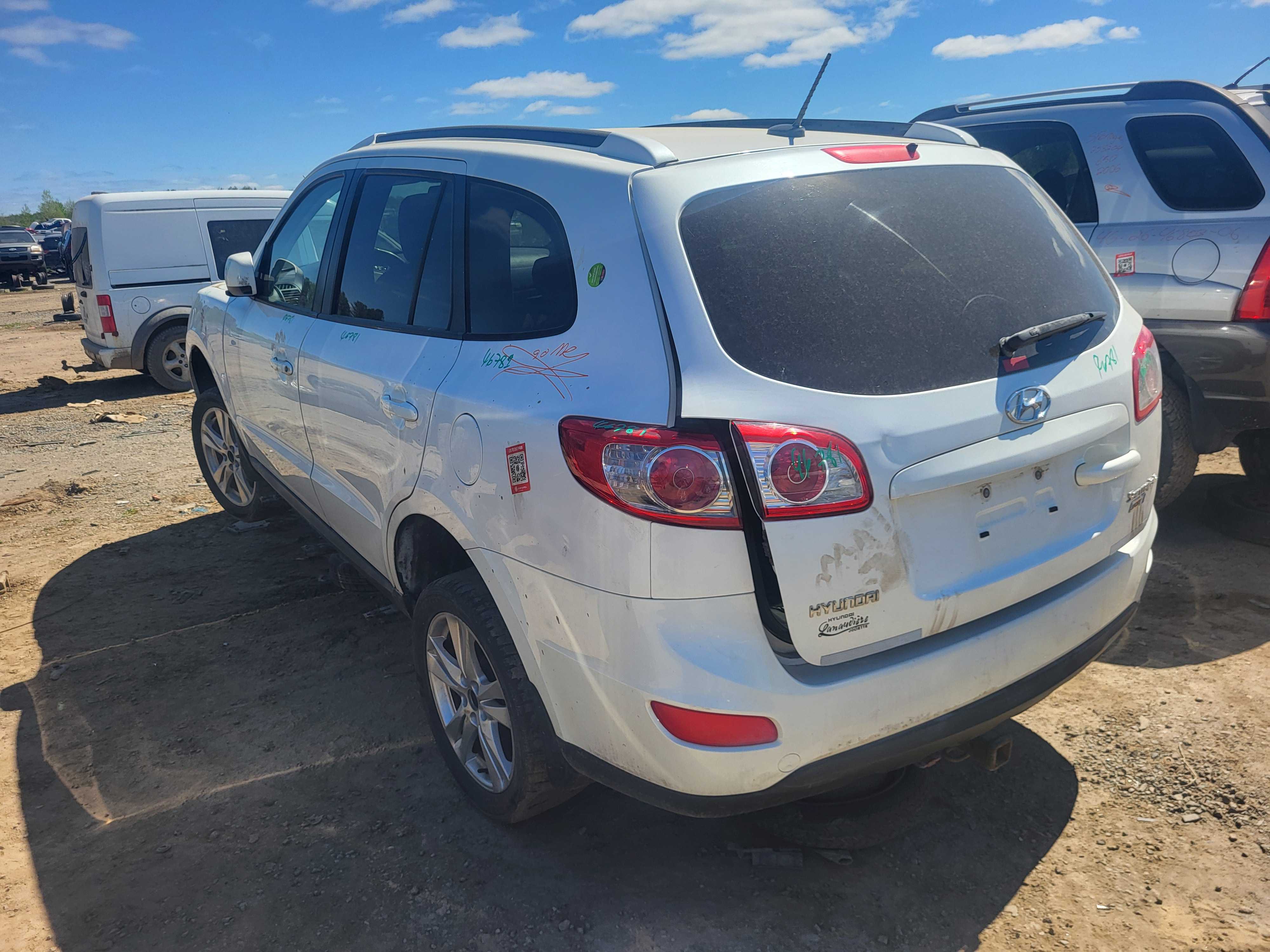 HYUNDAI SANTA FE 2011