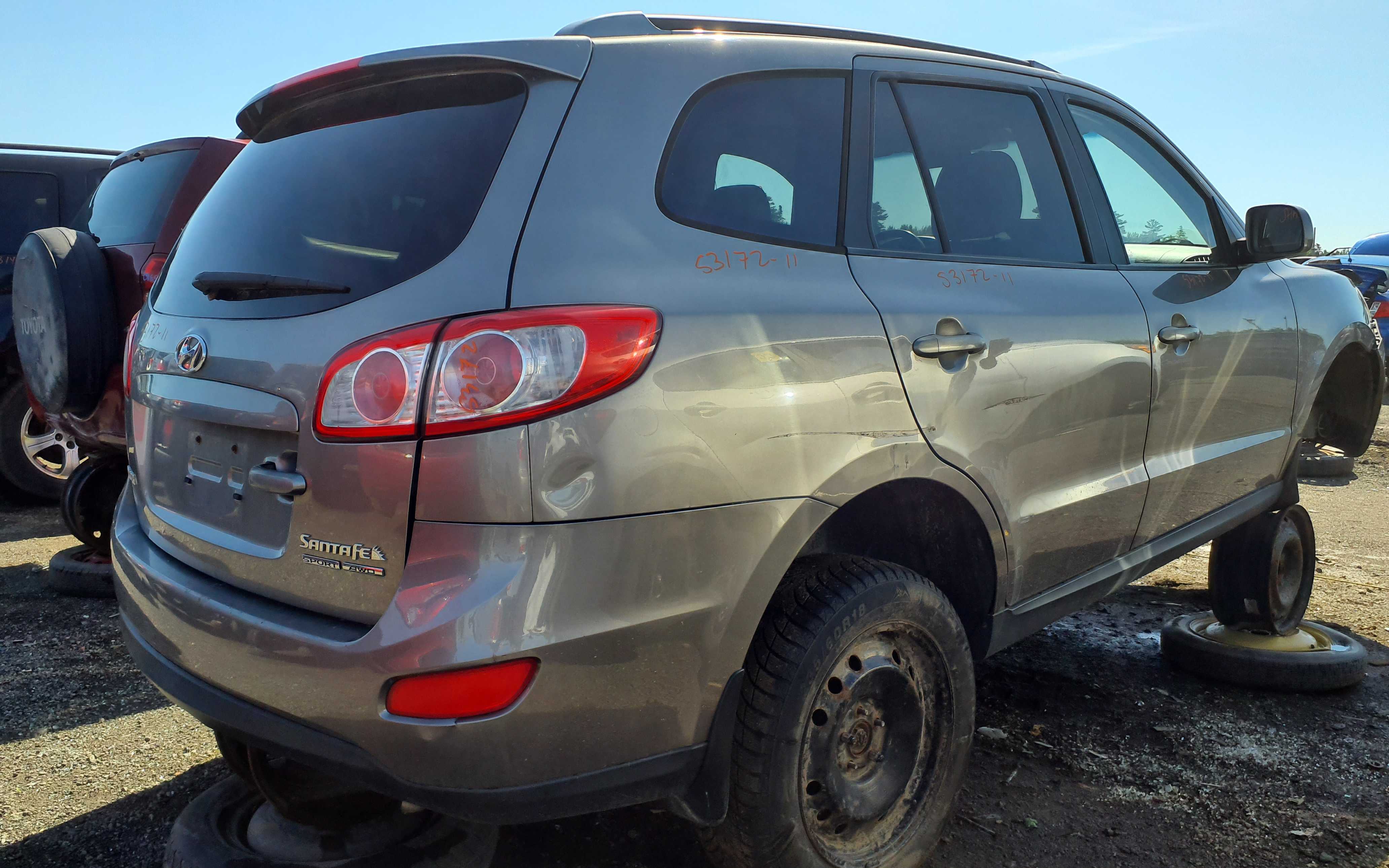 HYUNDAI SANTA FE 2011