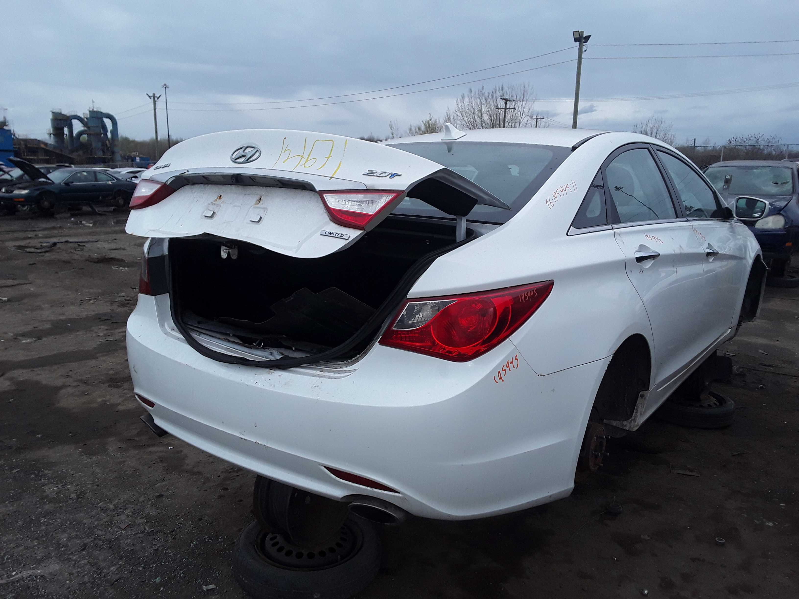HYUNDAI SONATA 2011
