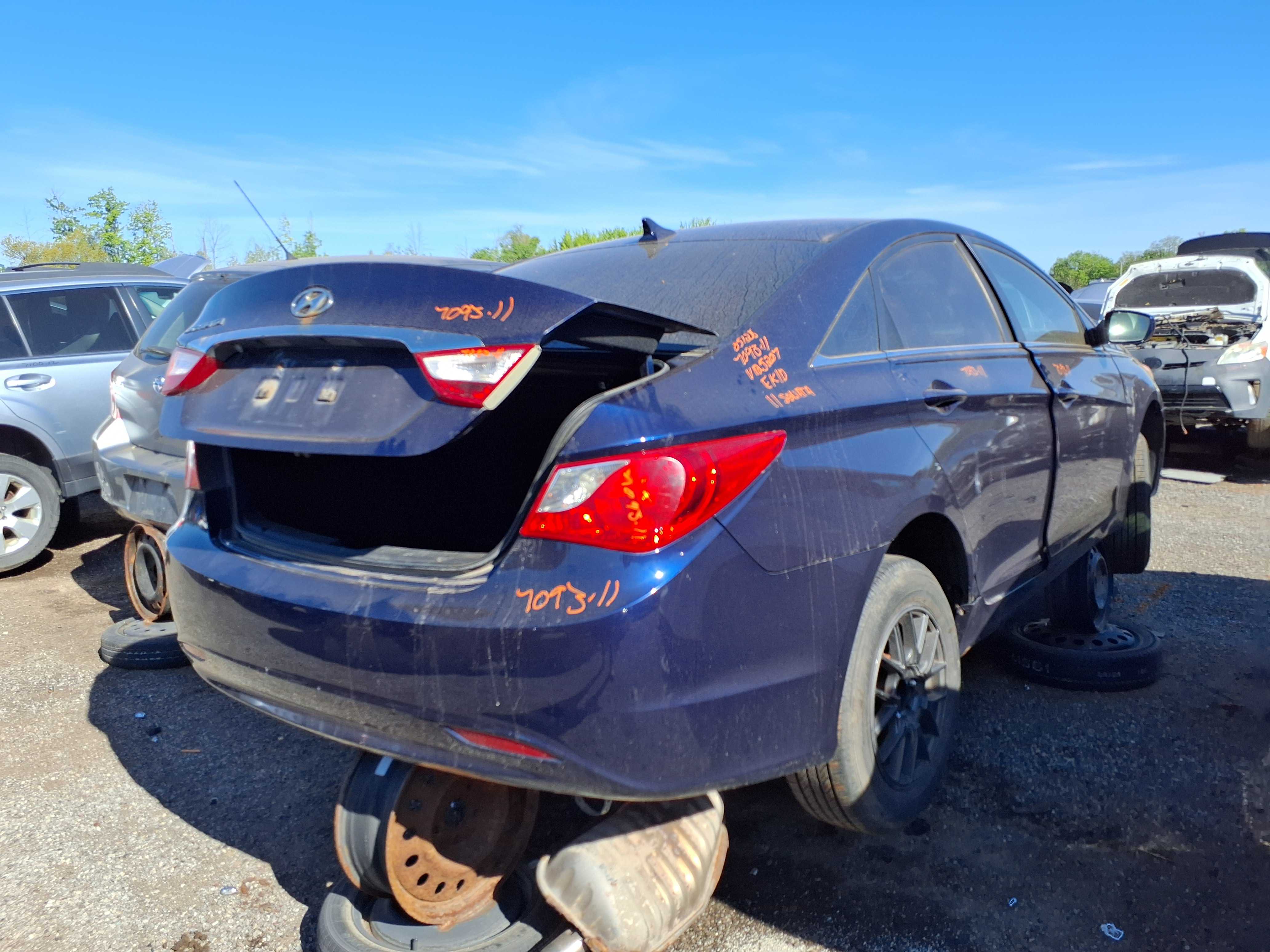 HYUNDAI SONATA 2011