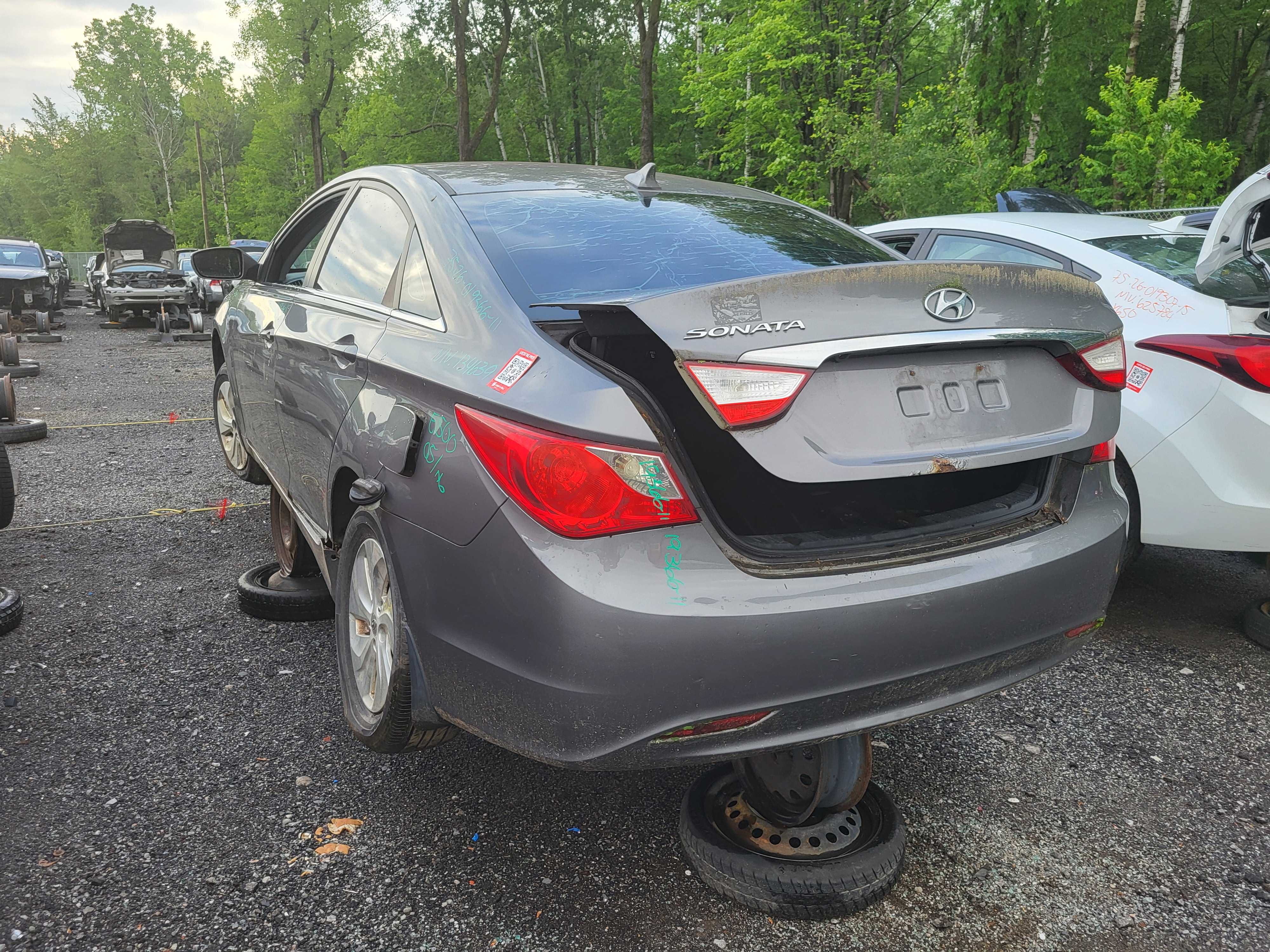 HYUNDAI SONATA 2011