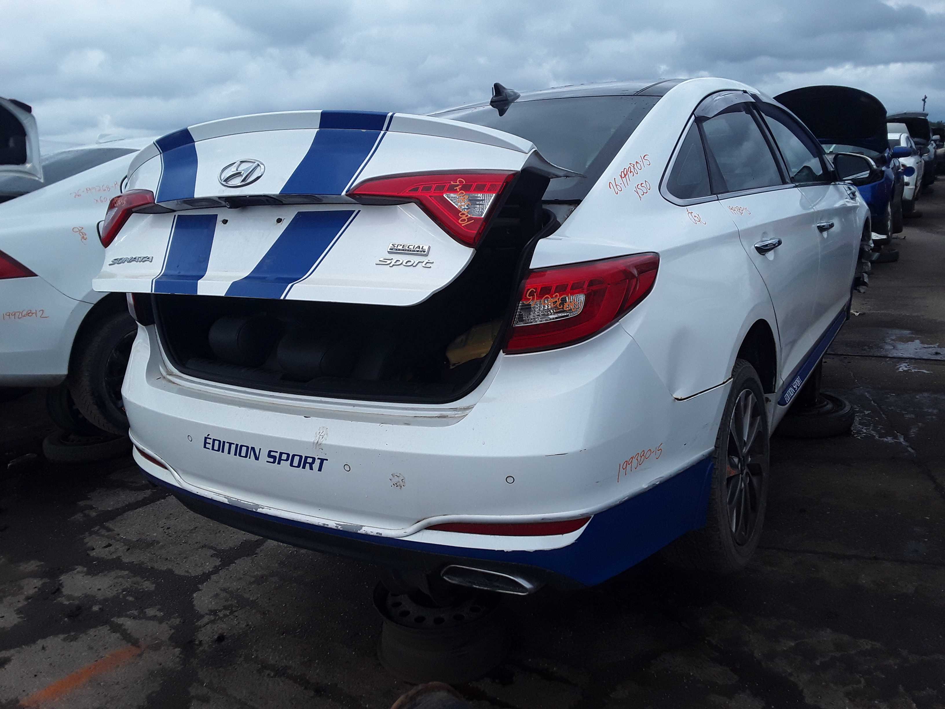 HYUNDAI SONATA 2015