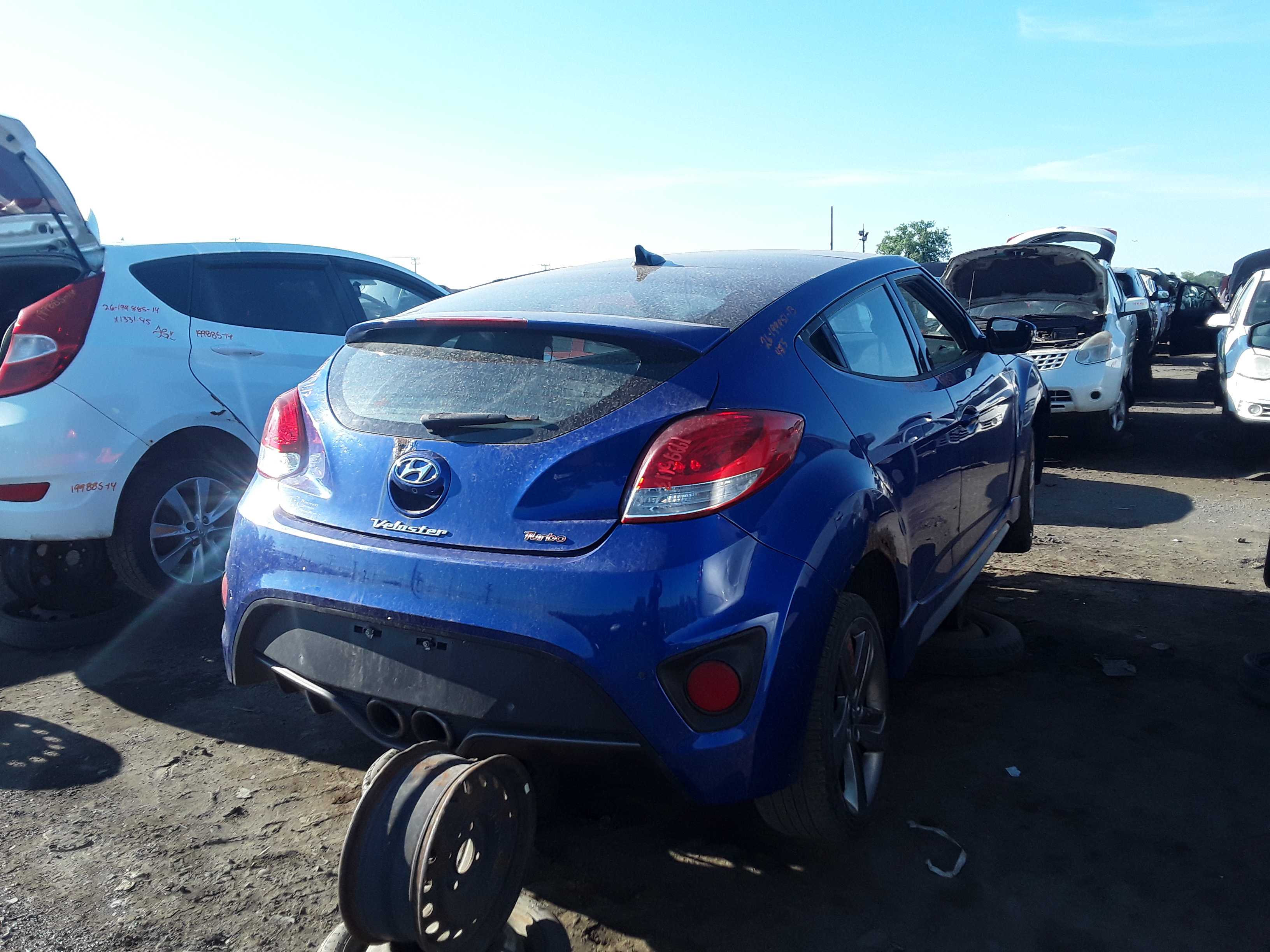 HYUNDAI VELOSTER 2013