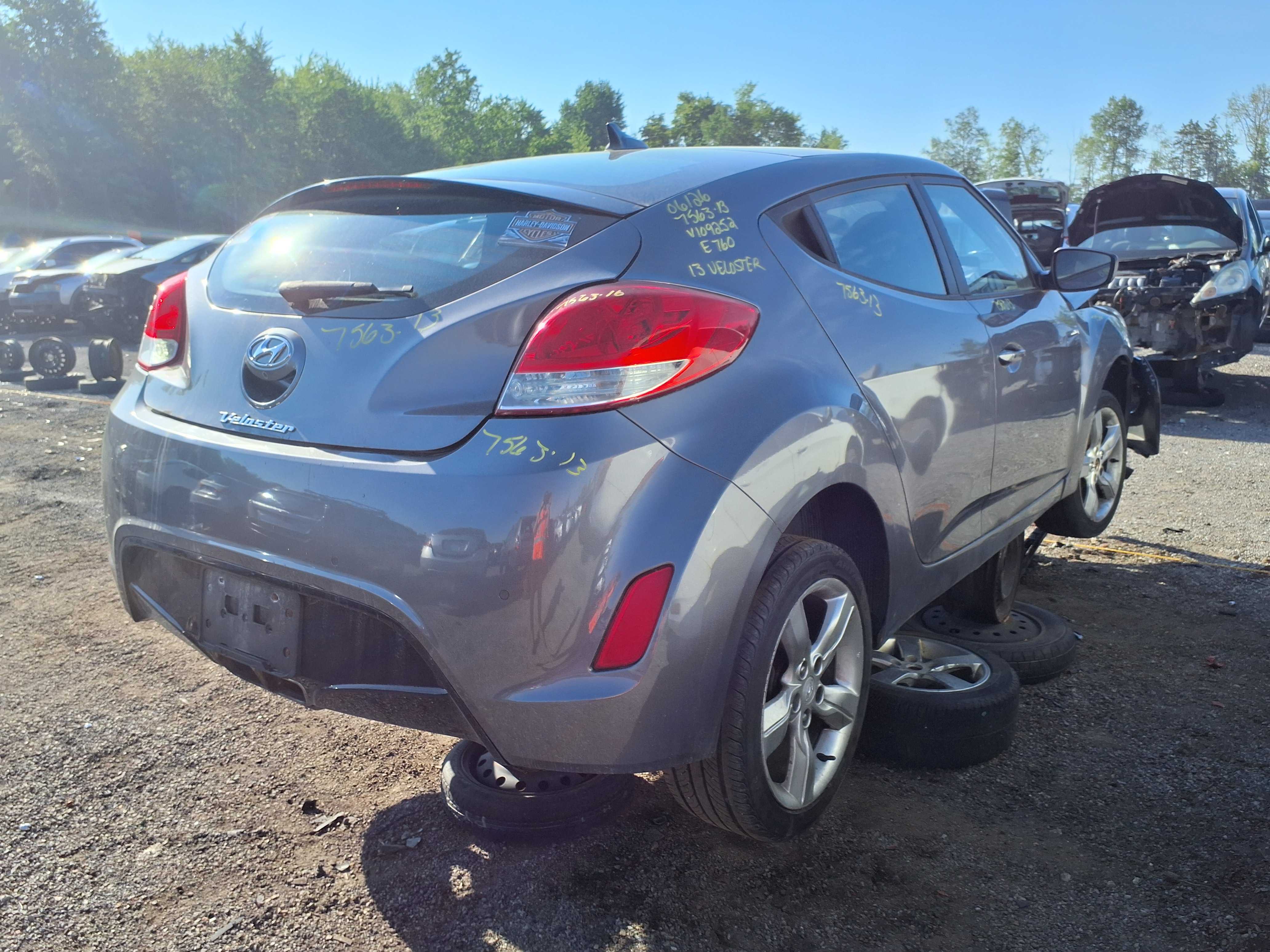 HYUNDAI VELOSTER 2013