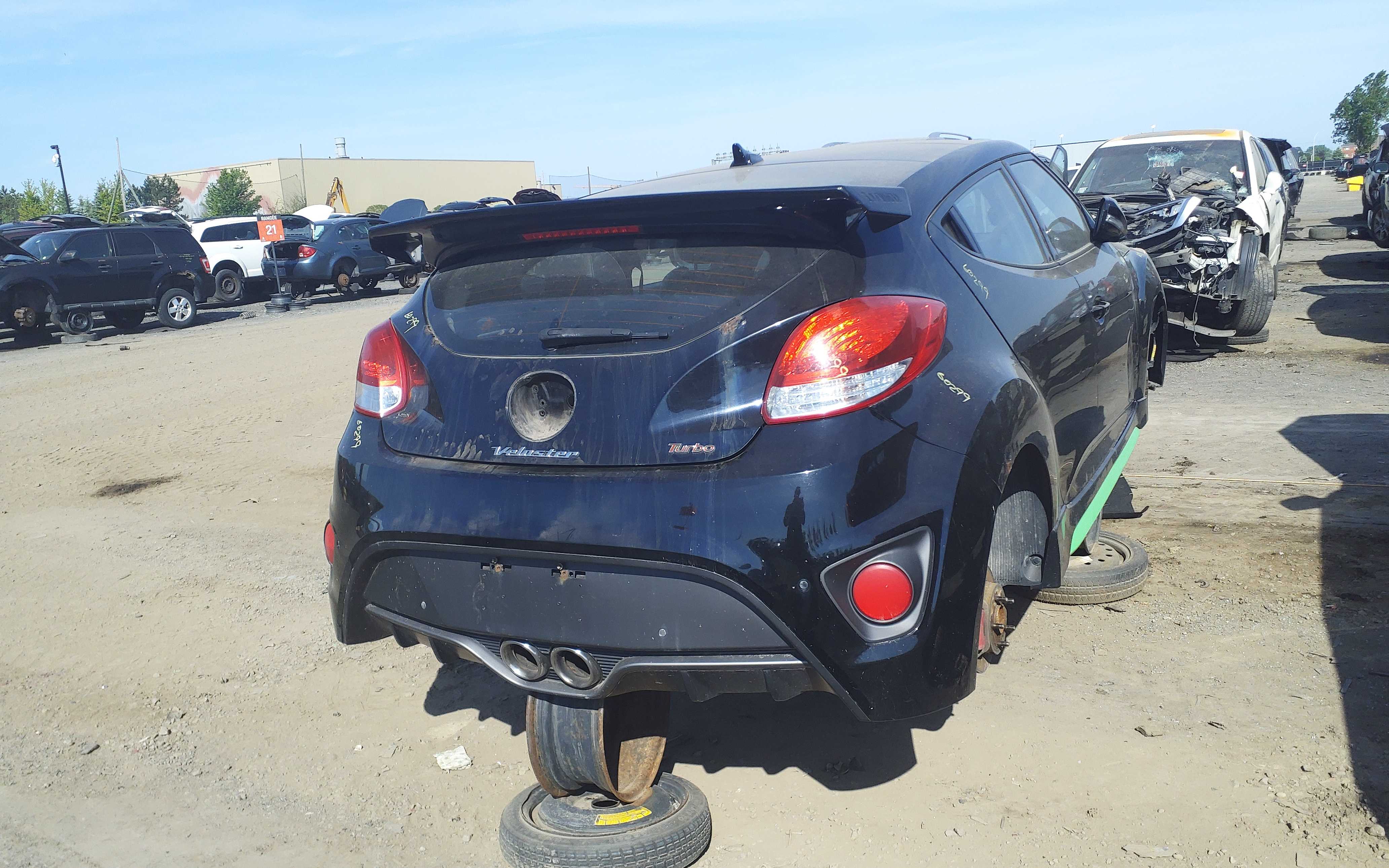 HYUNDAI VELOSTER 2016
