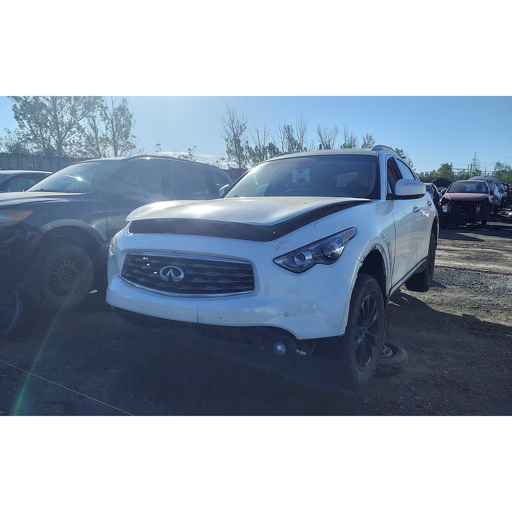 INFINITI FX35 2010