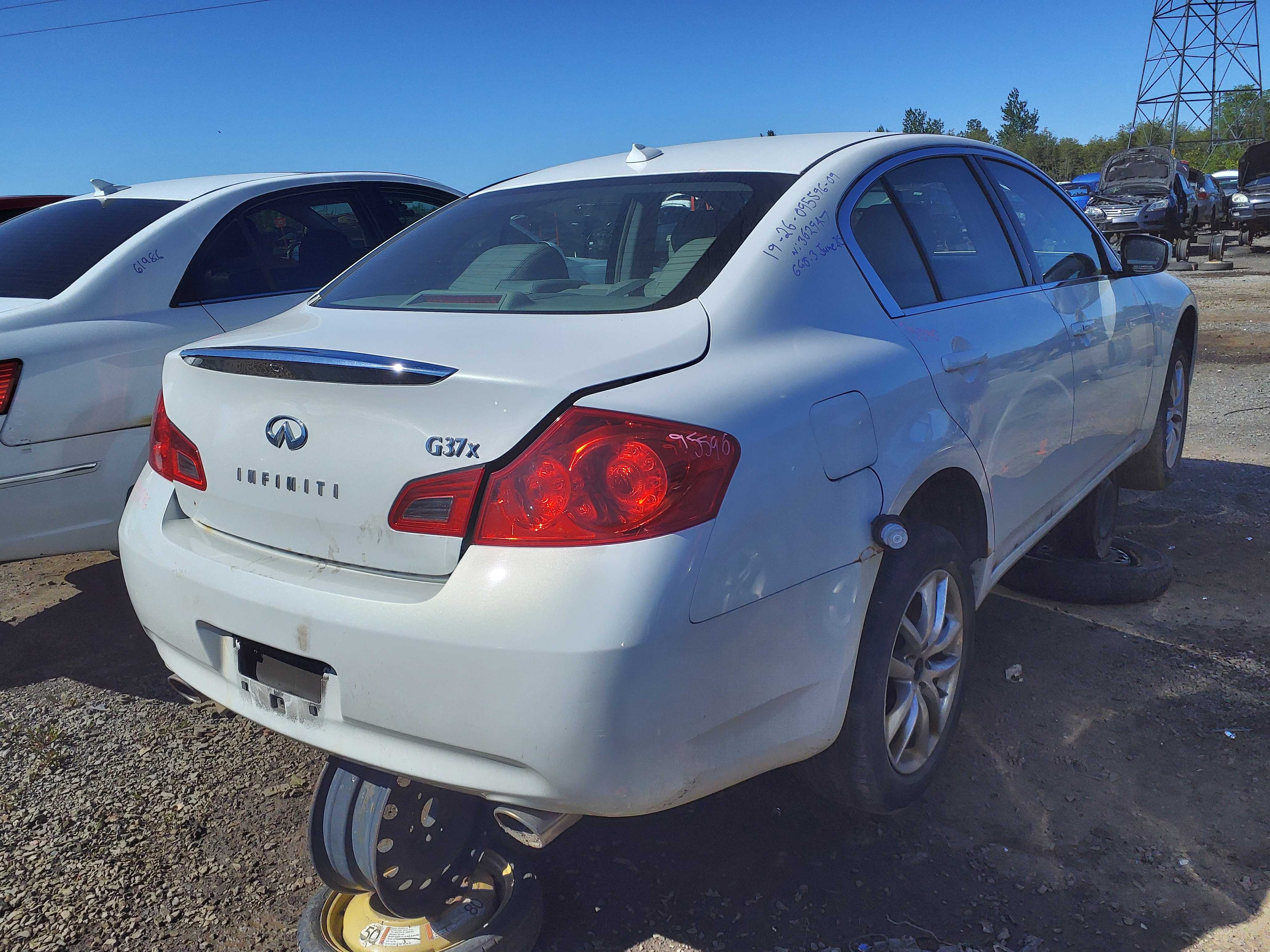 INFINITI G37 SEDAN 2009