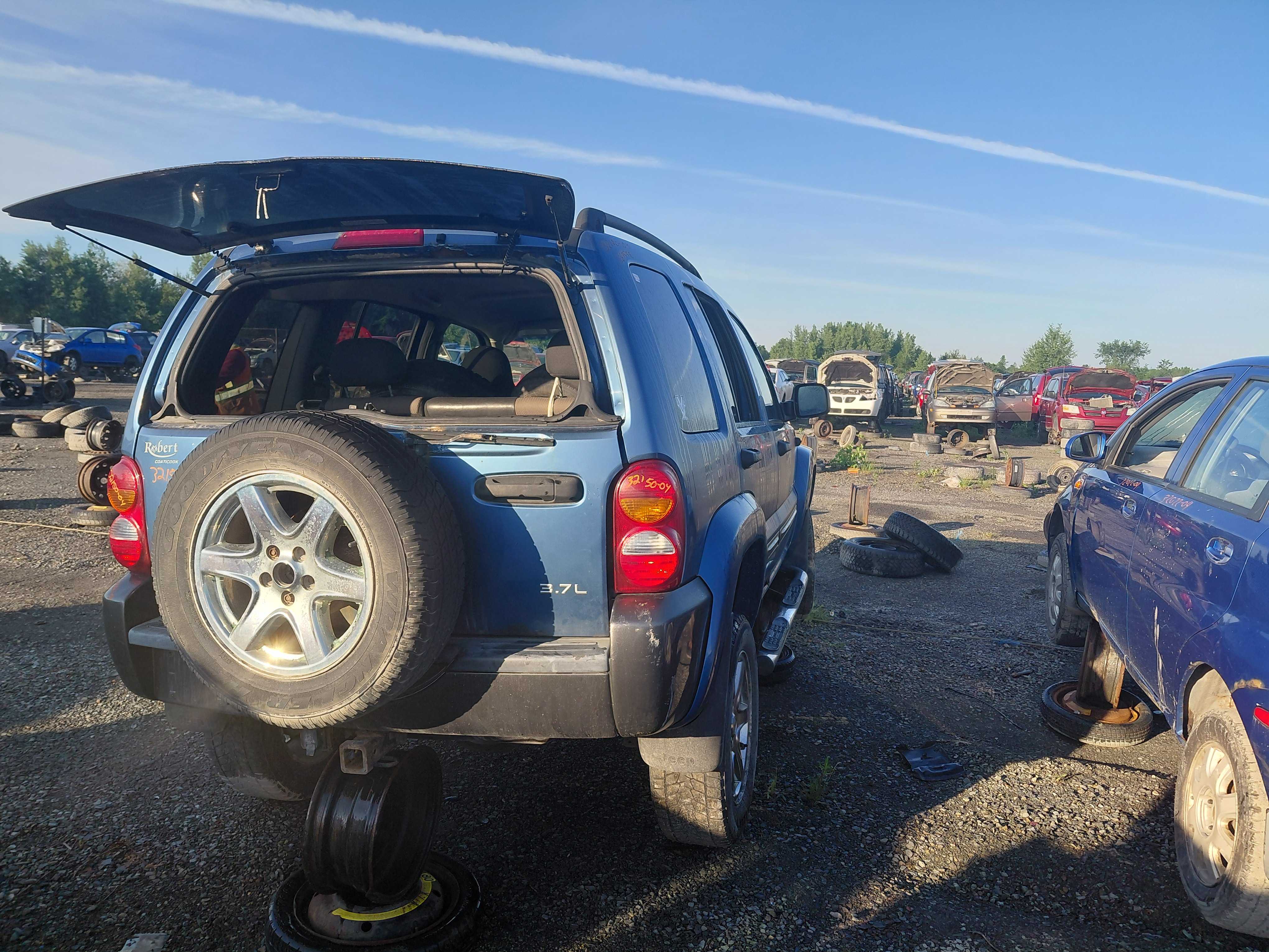 JEEP LIBERTY 2004