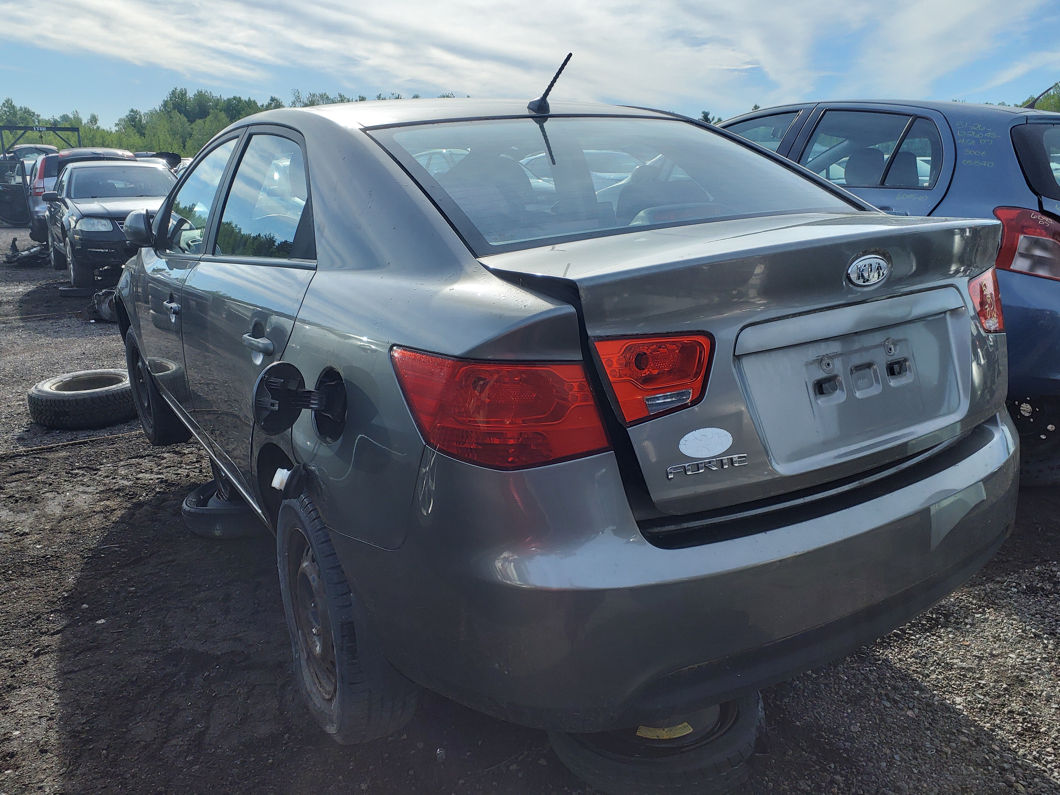 KIA FORTE 2010