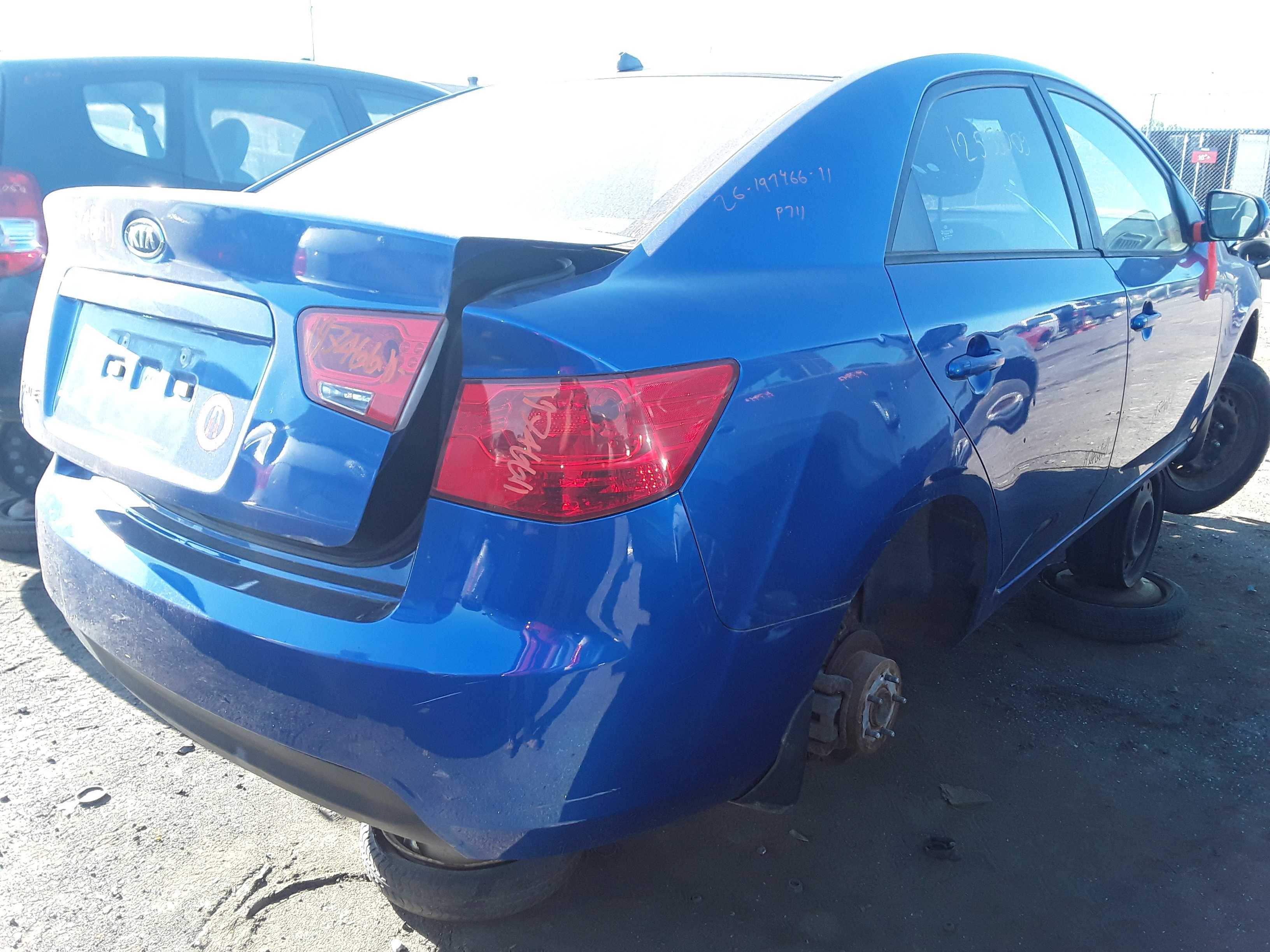 KIA FORTE 2011