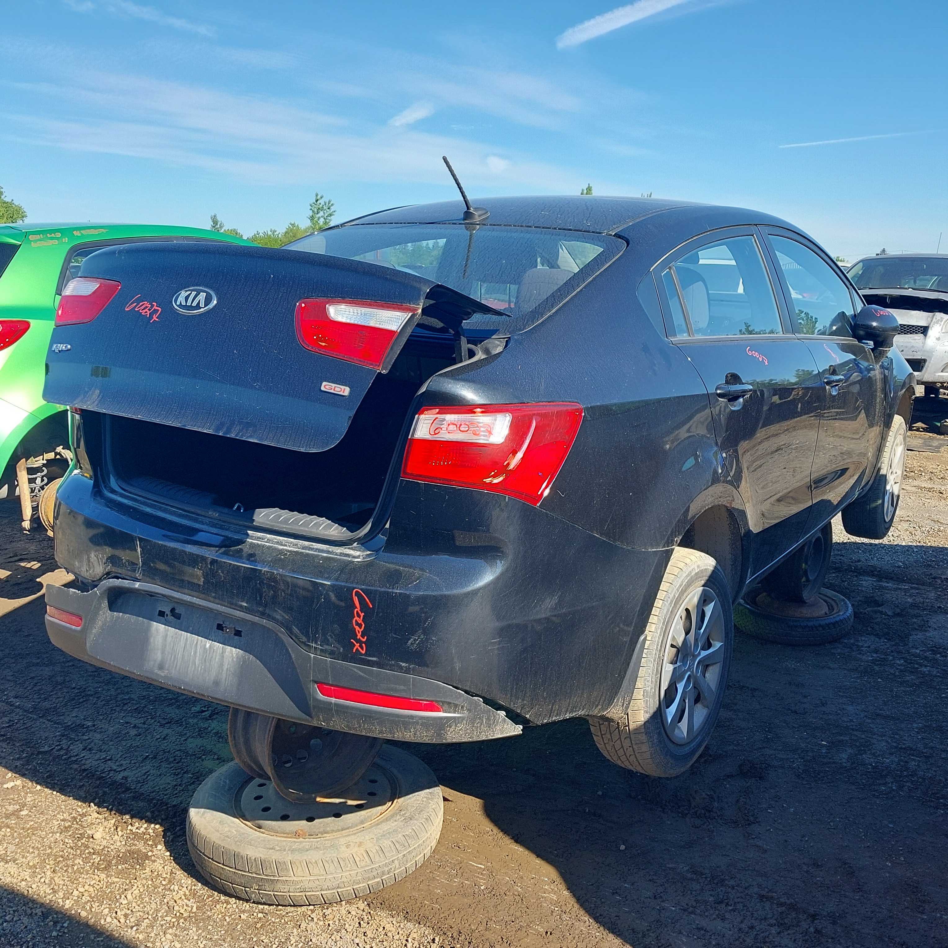 KIA RIO 2015