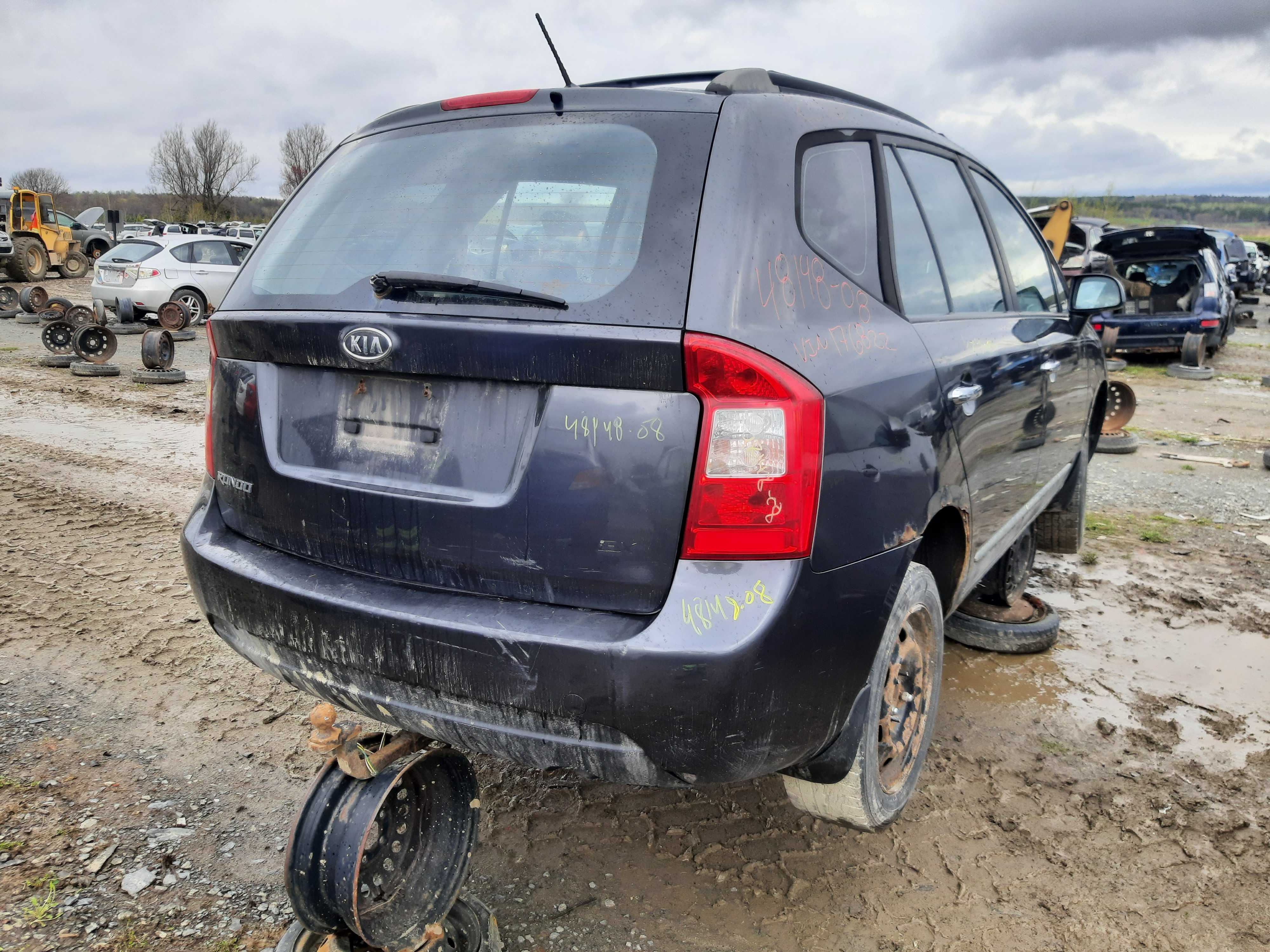 KIA RONDO 2008