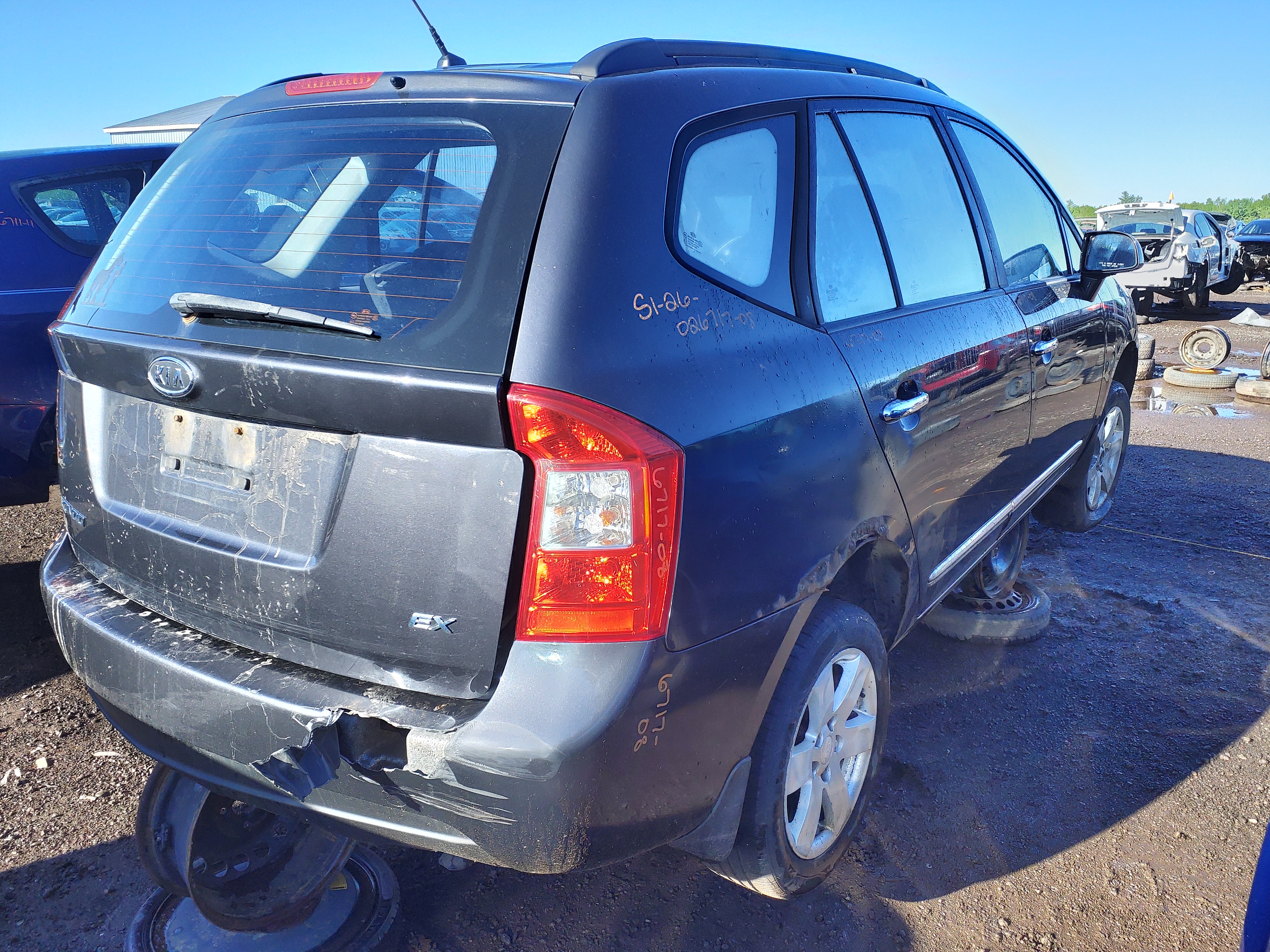 KIA RONDO 2008