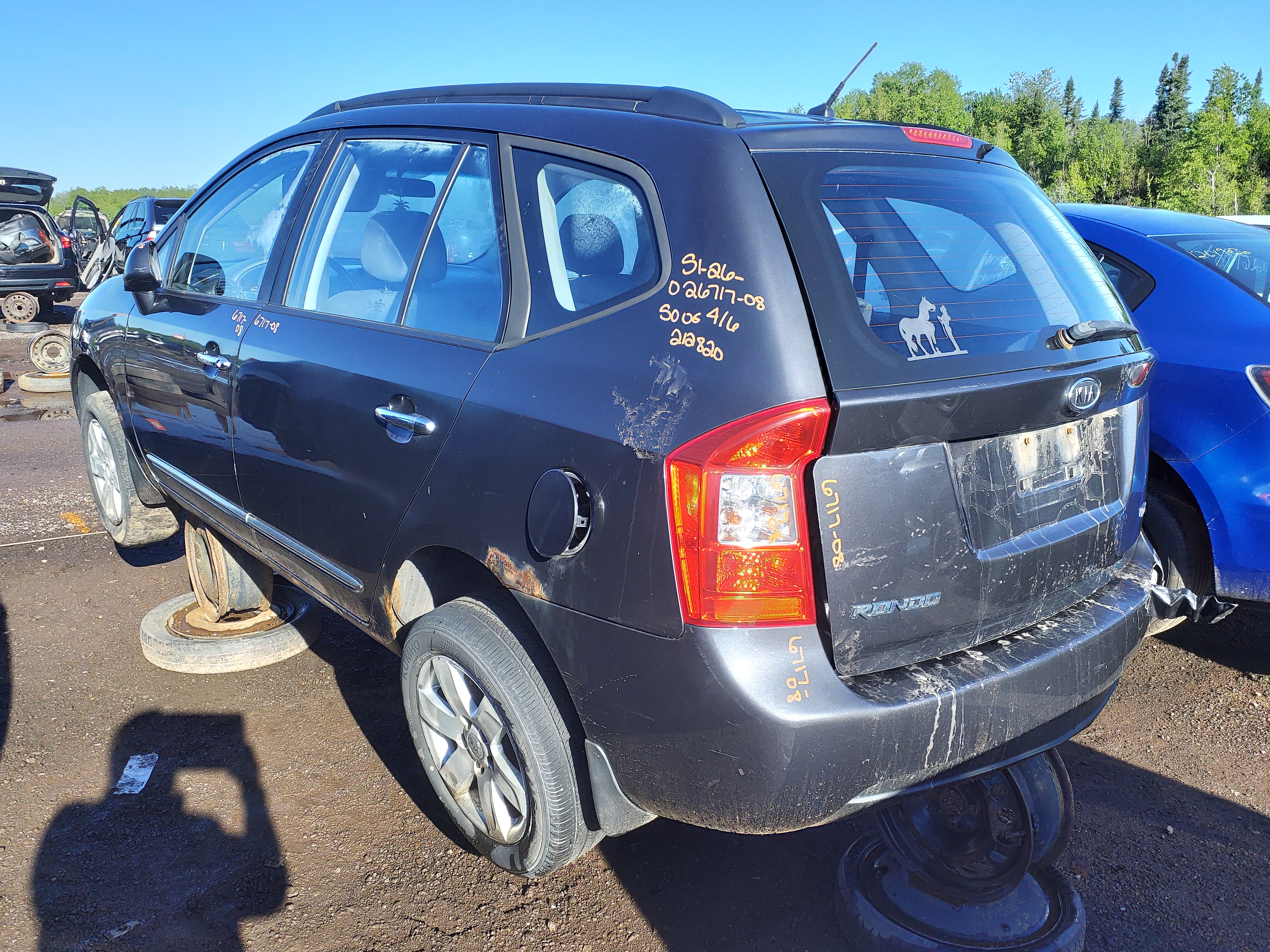 KIA RONDO 2008