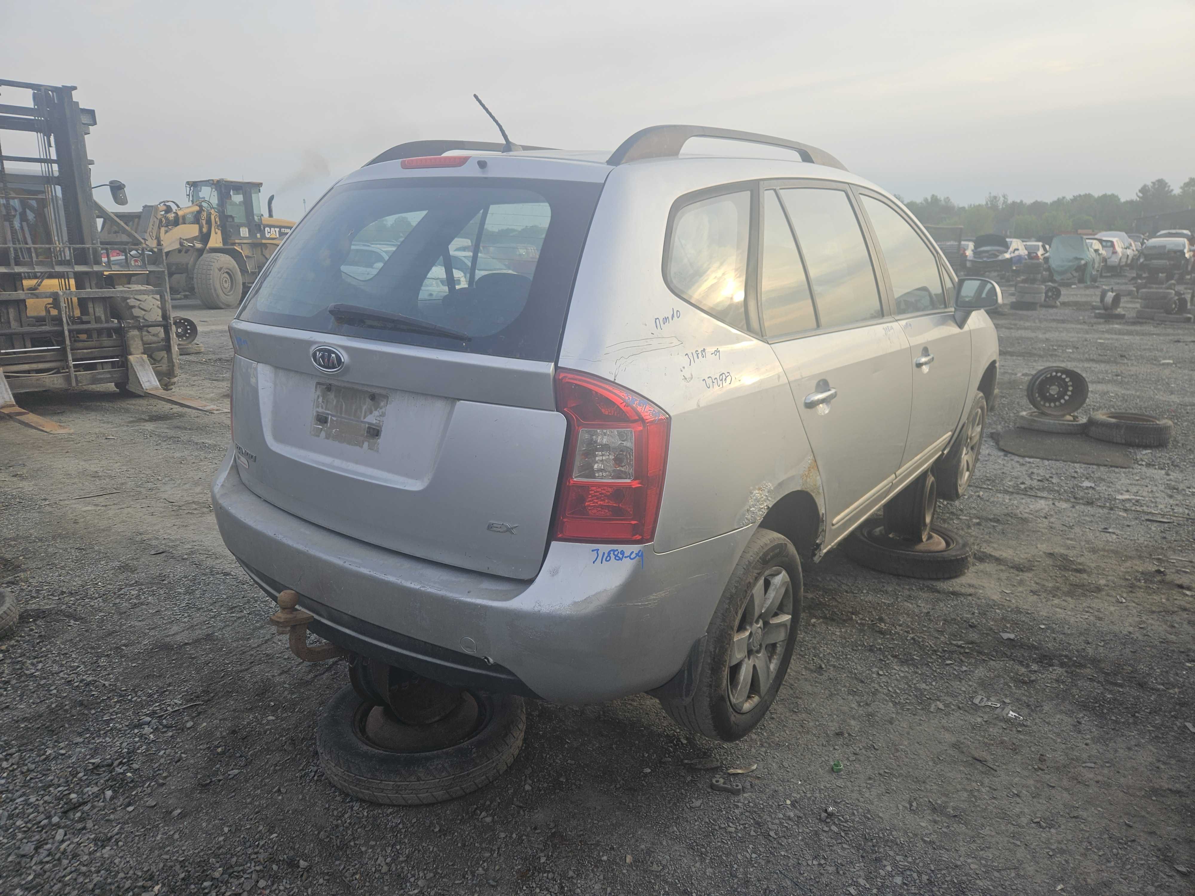 KIA RONDO 2009