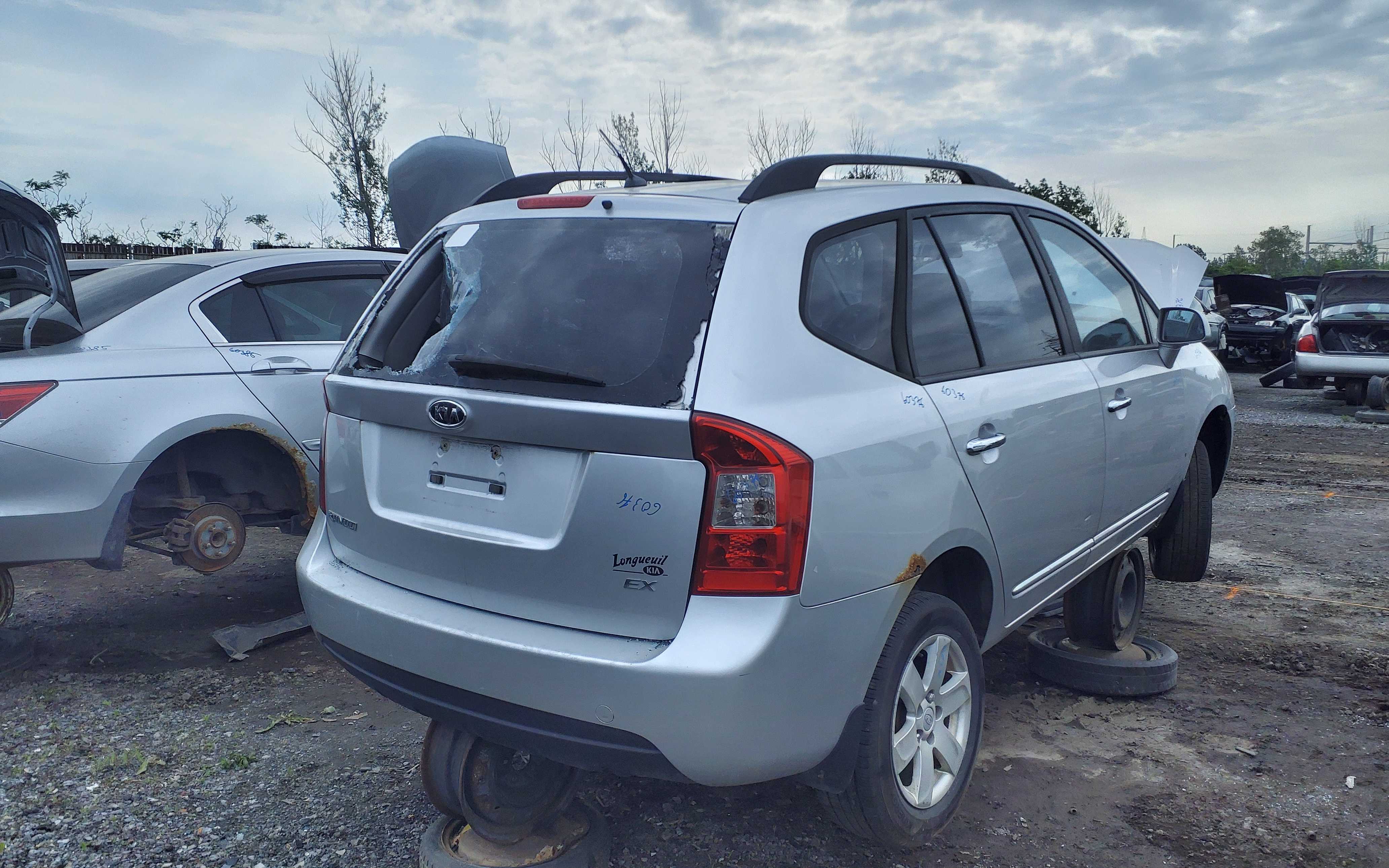 KIA RONDO 2009