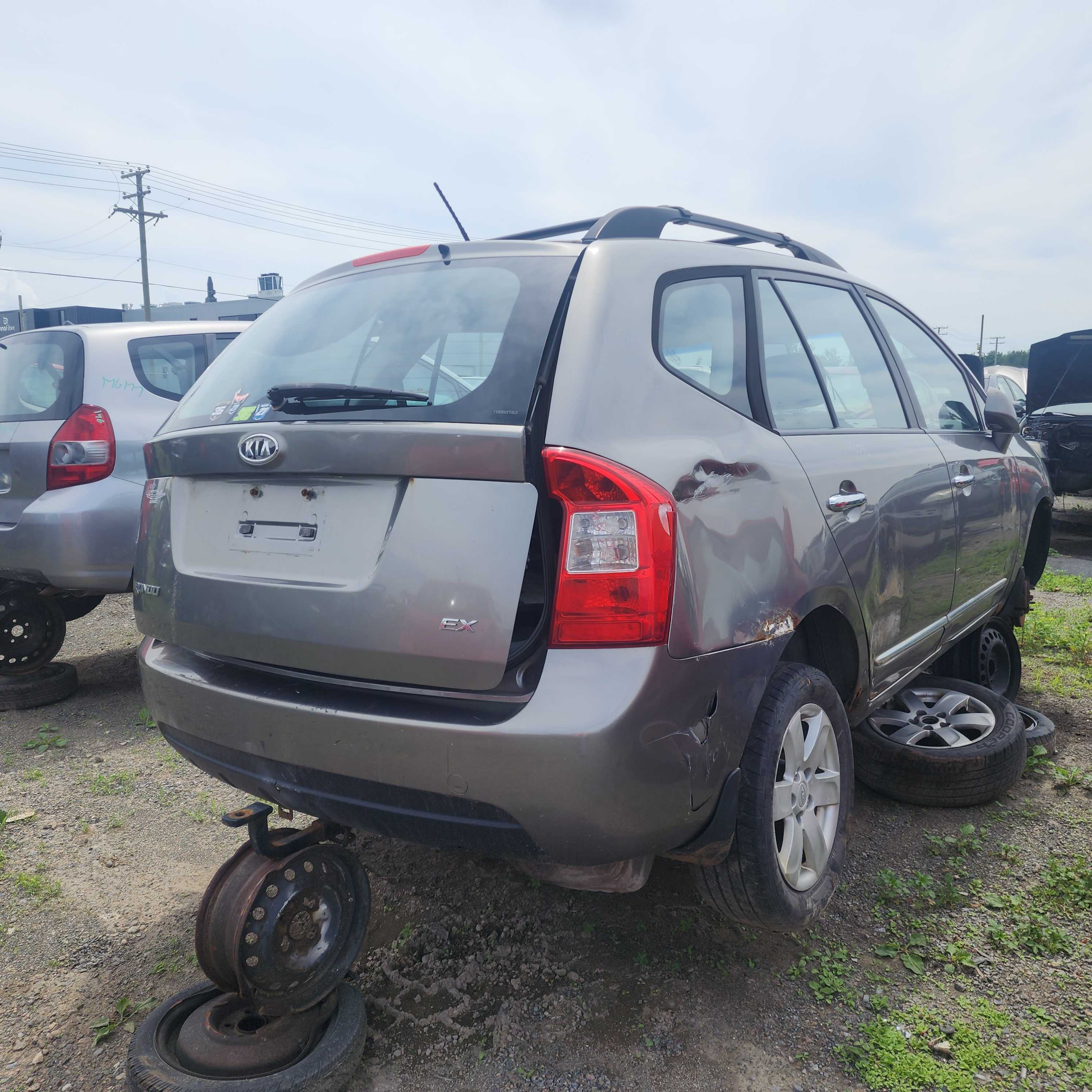 KIA RONDO 2009