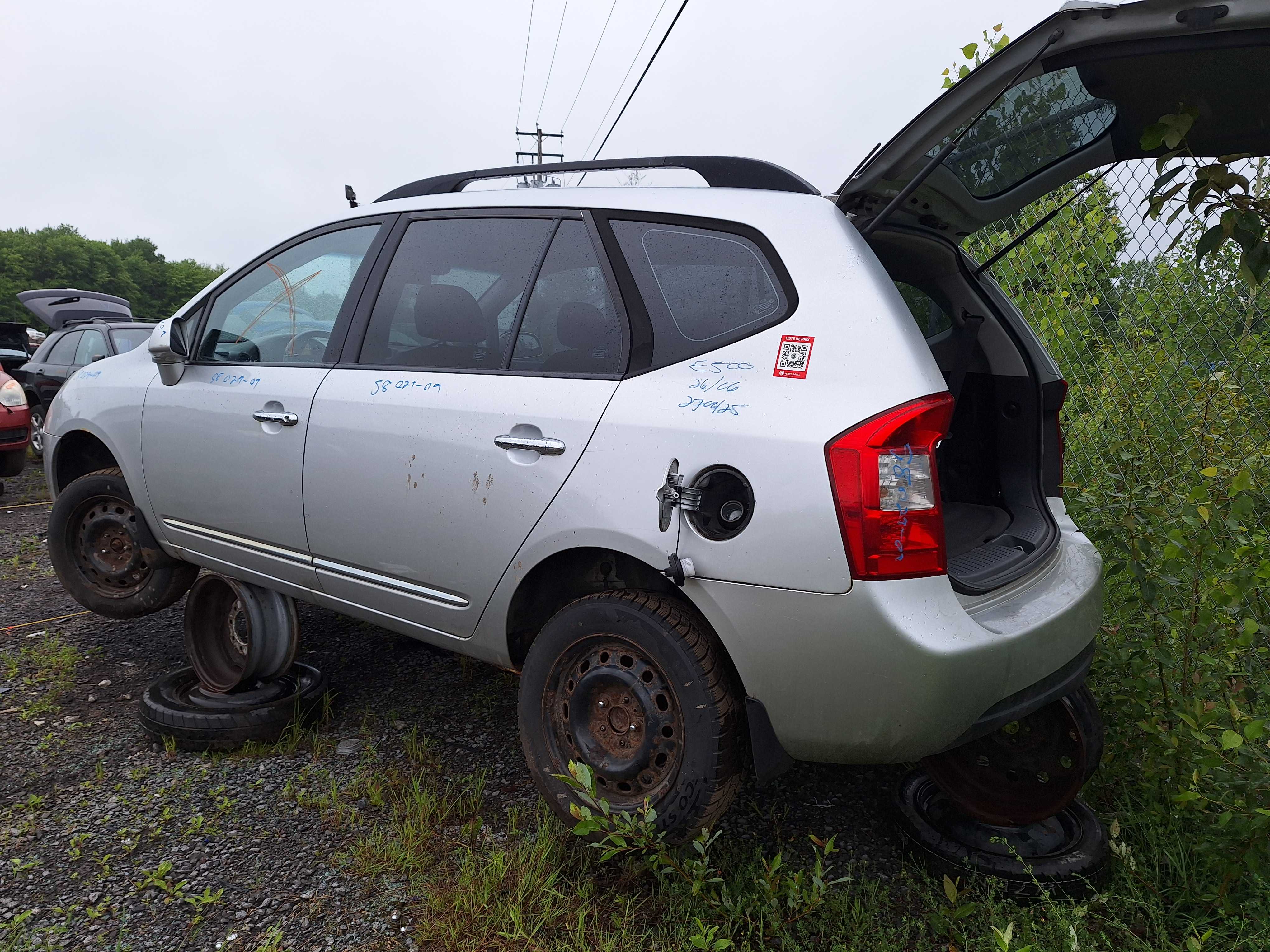 KIA RONDO 2009