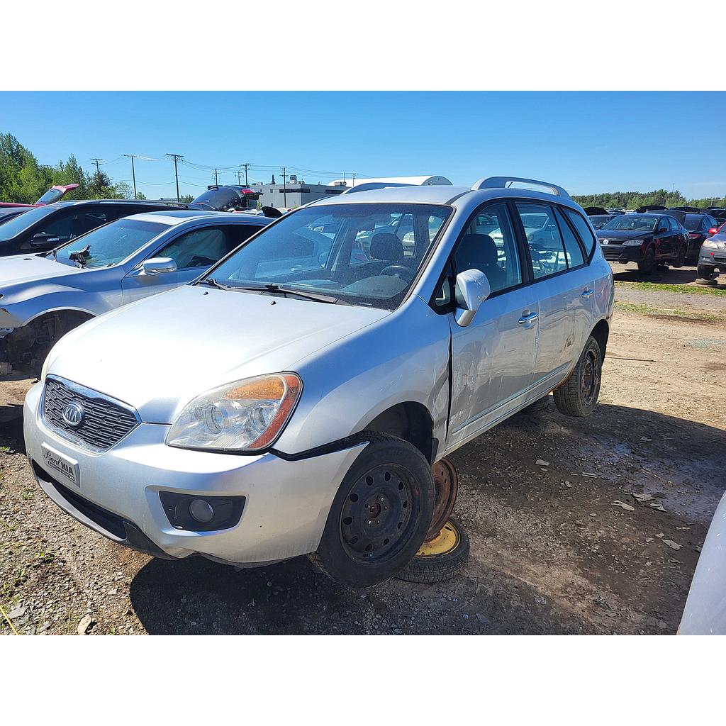 KIA RONDO 2011
