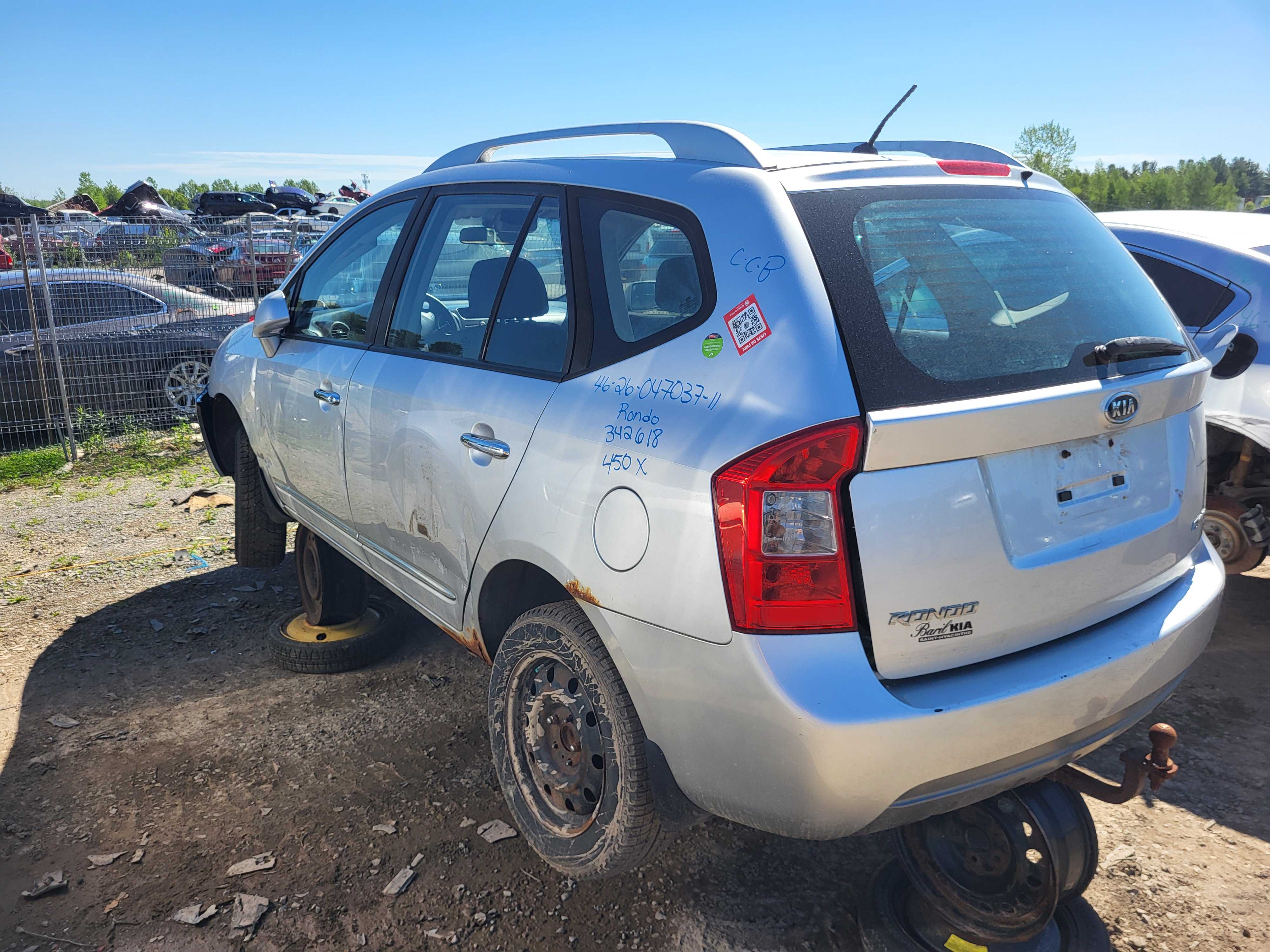 KIA RONDO 2011