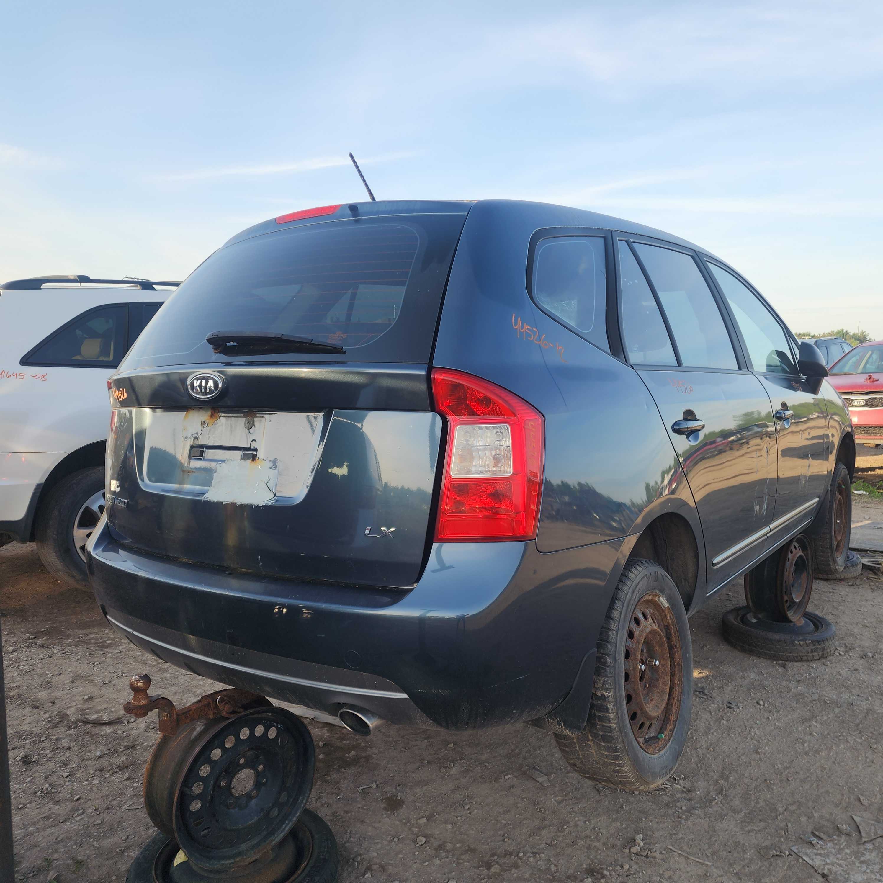 KIA RONDO 2012