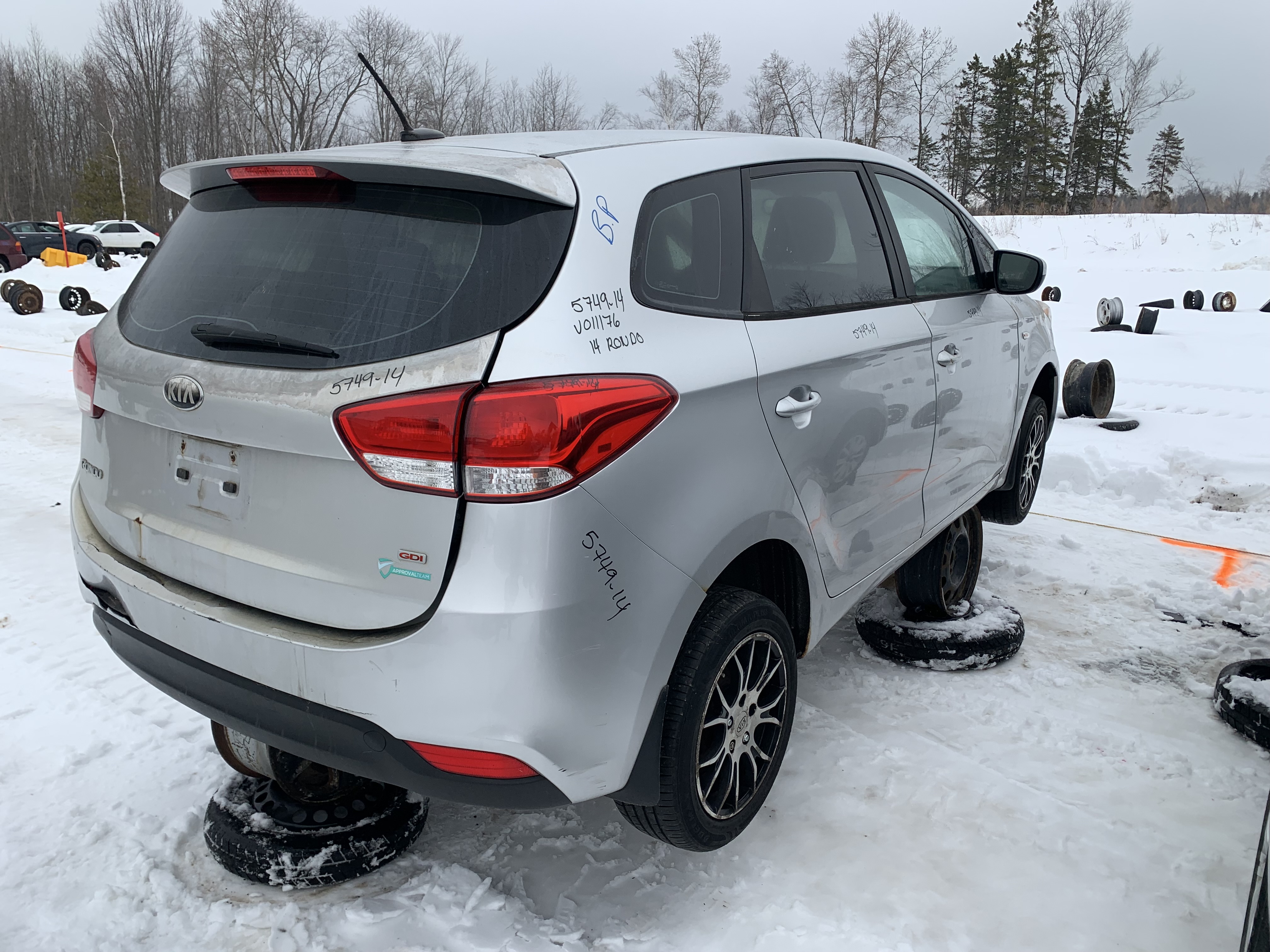 KIA RONDO 2014