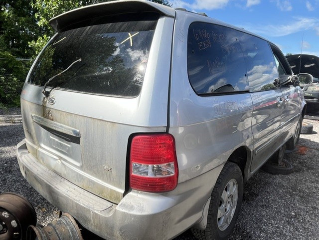 KIA SEDONA 2003