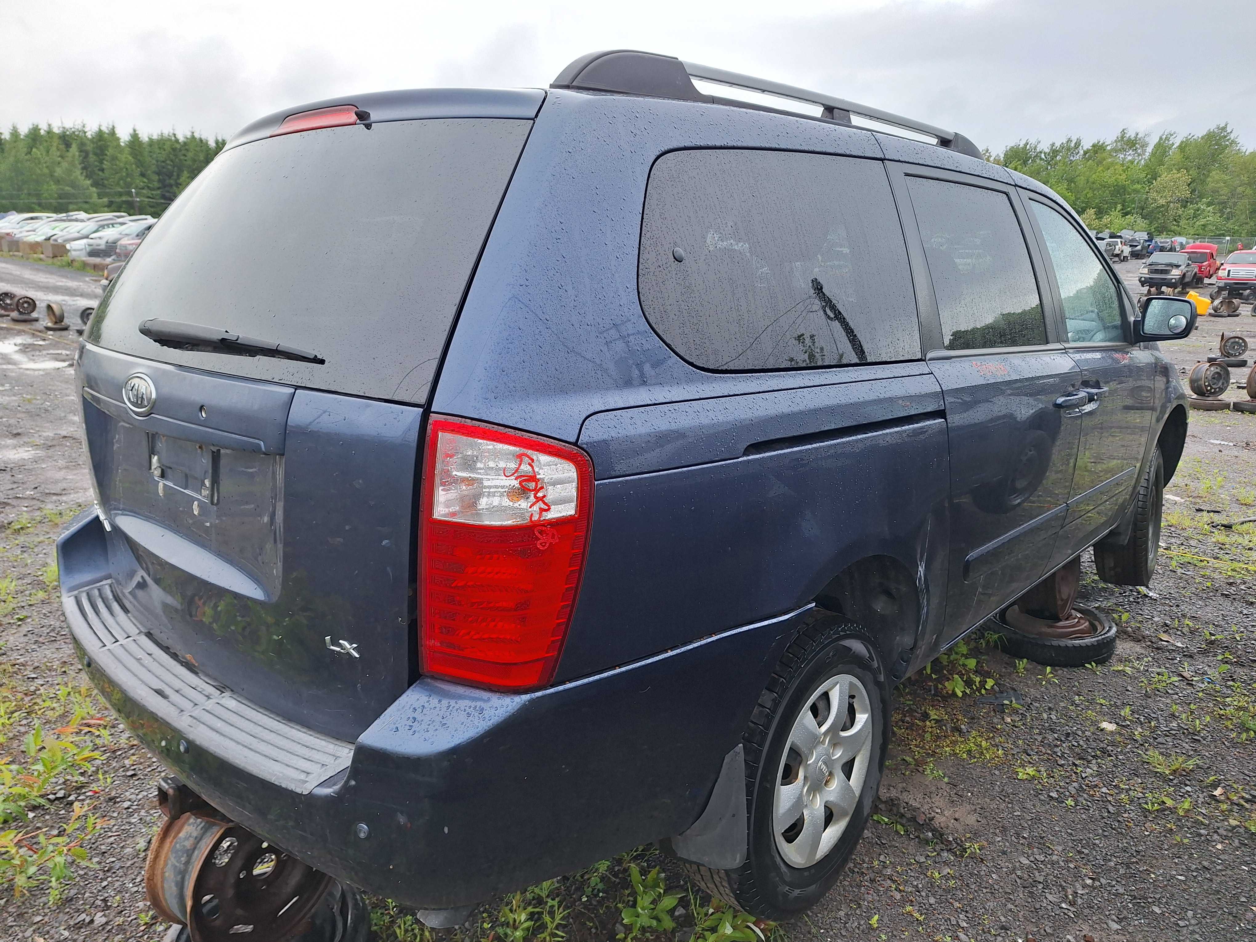 KIA SEDONA 2008