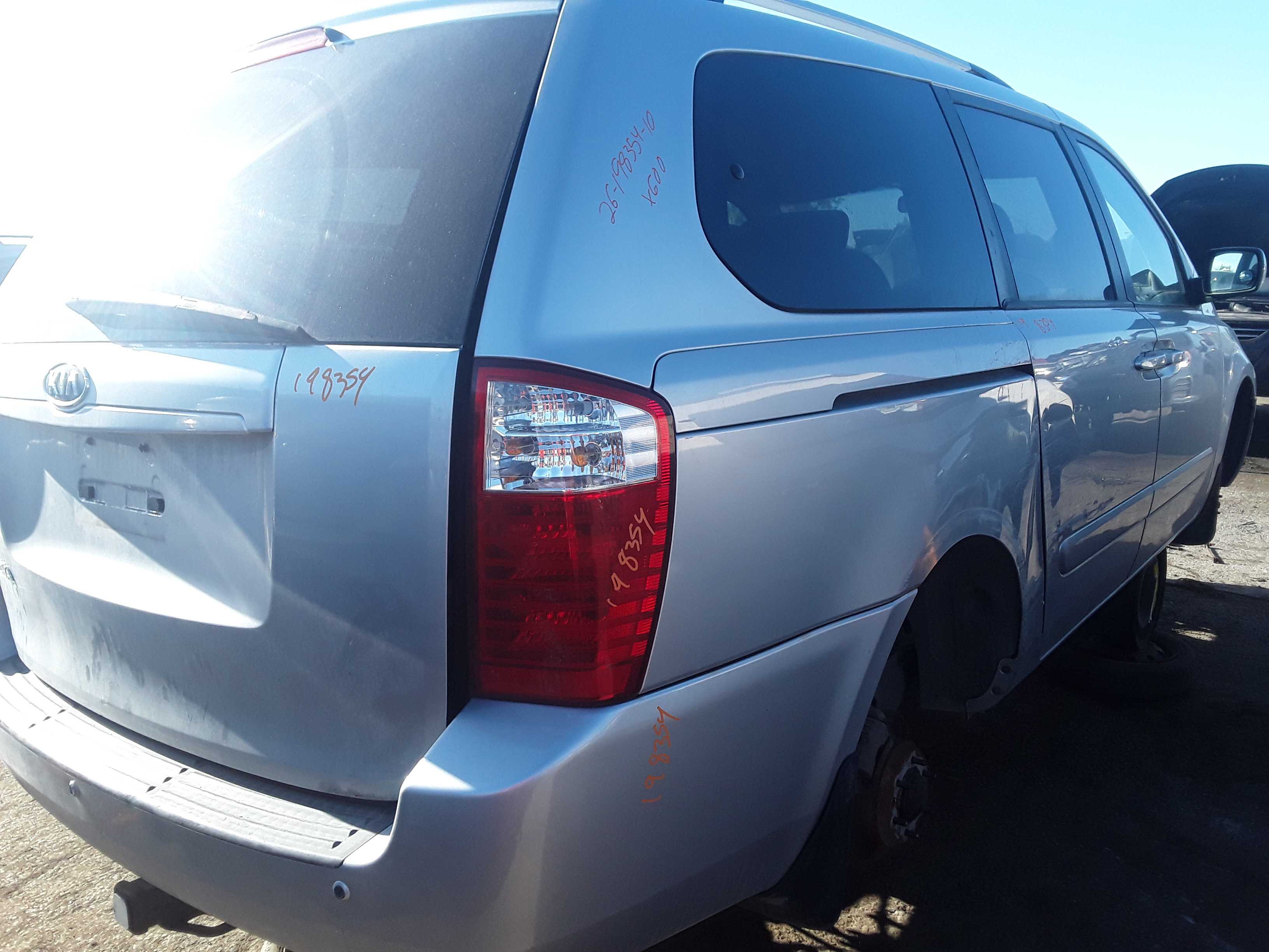 KIA SEDONA 2010