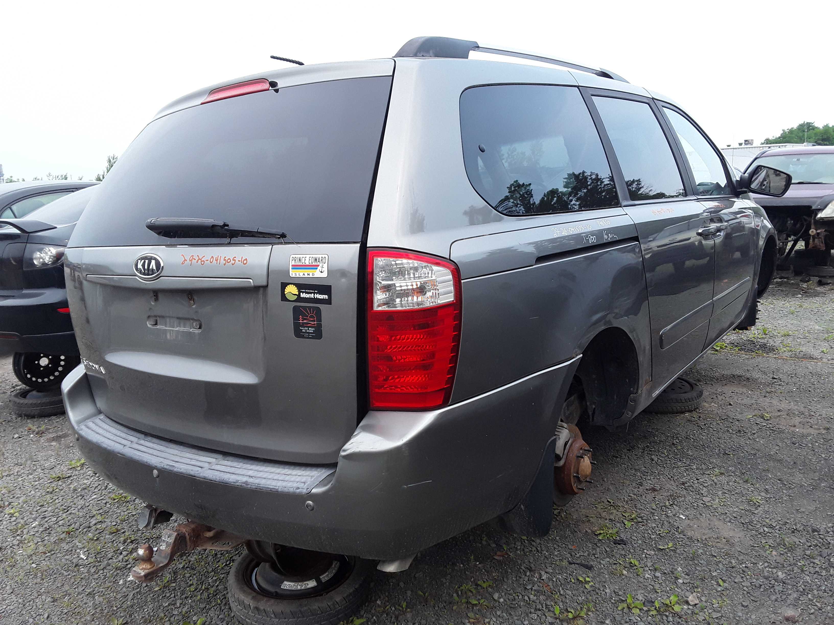 KIA SEDONA 2010