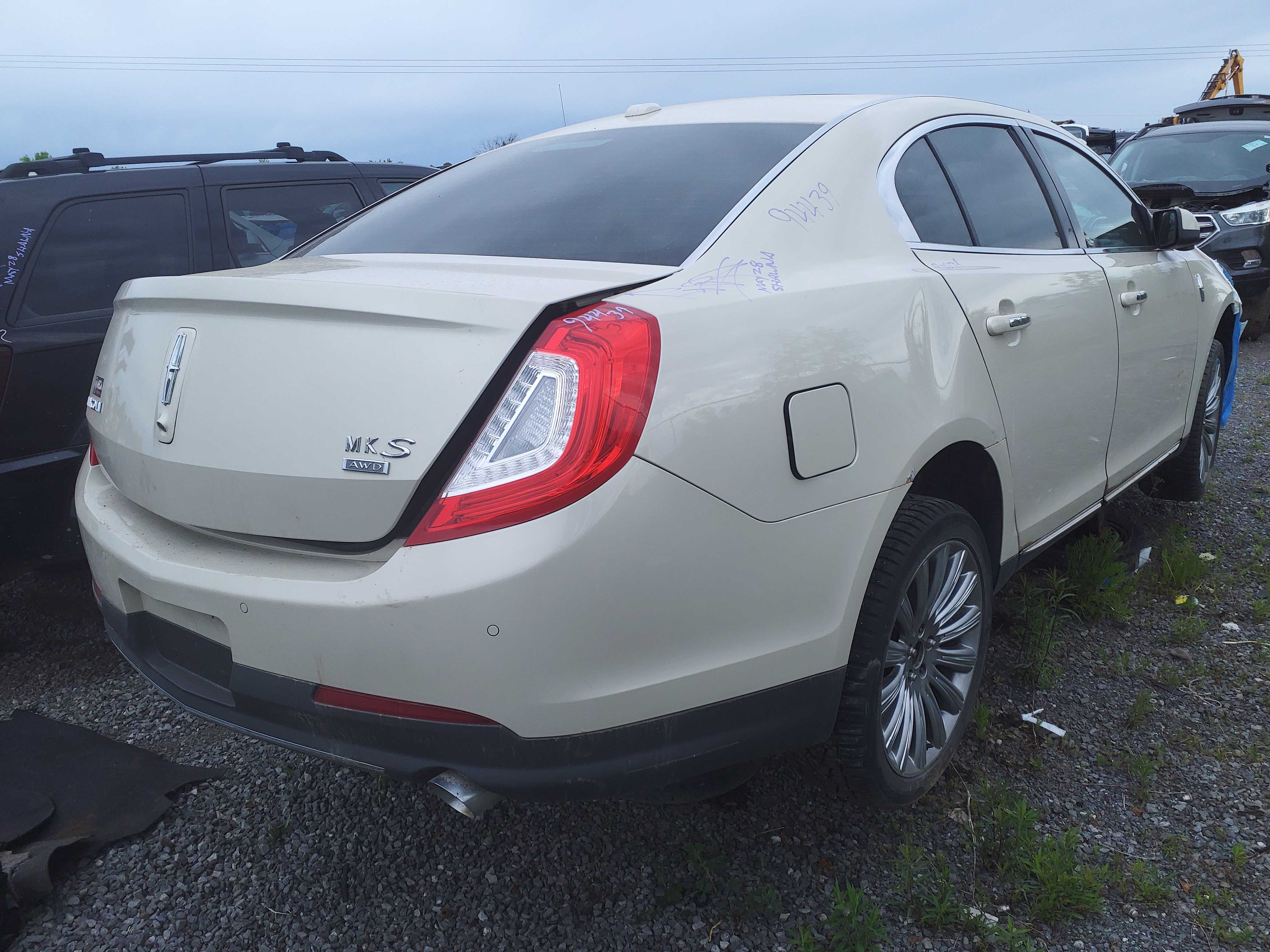 LINCOLN MKS 2014