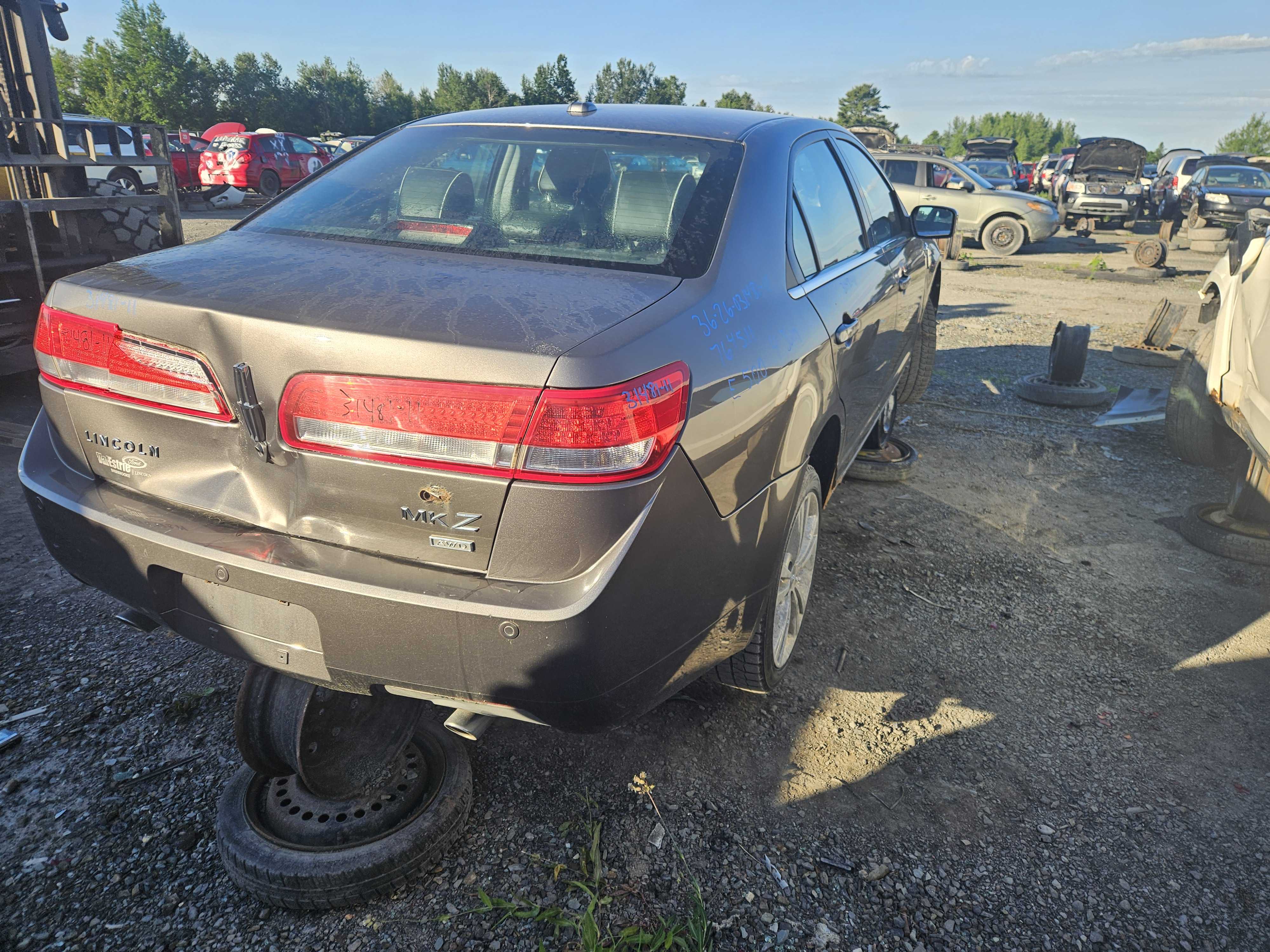 LINCOLN MKZ 2011