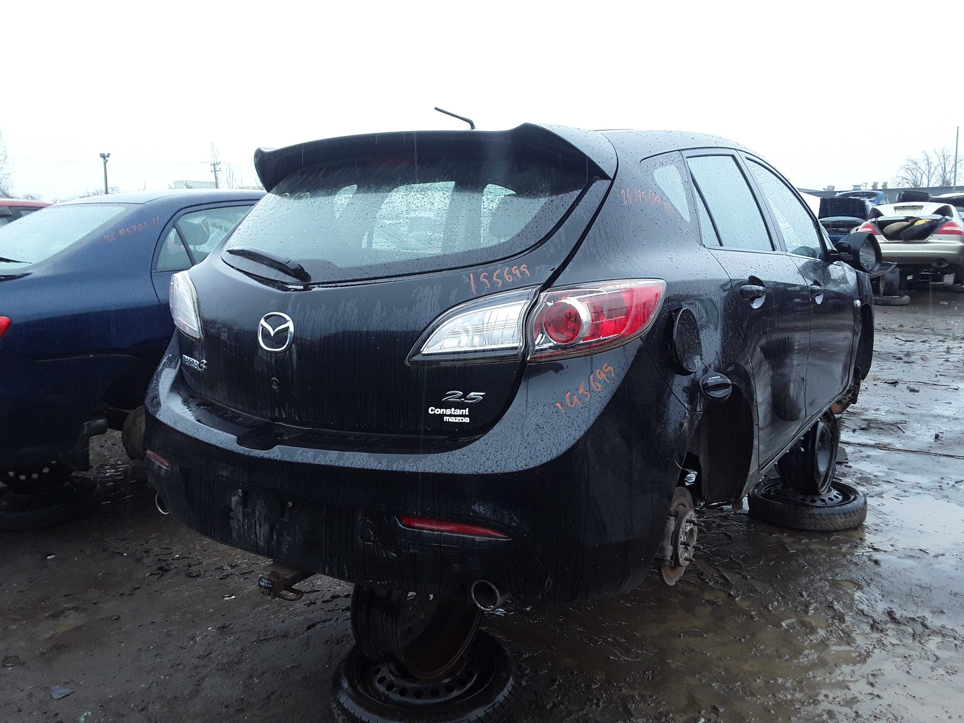 MAZDA 3 2010