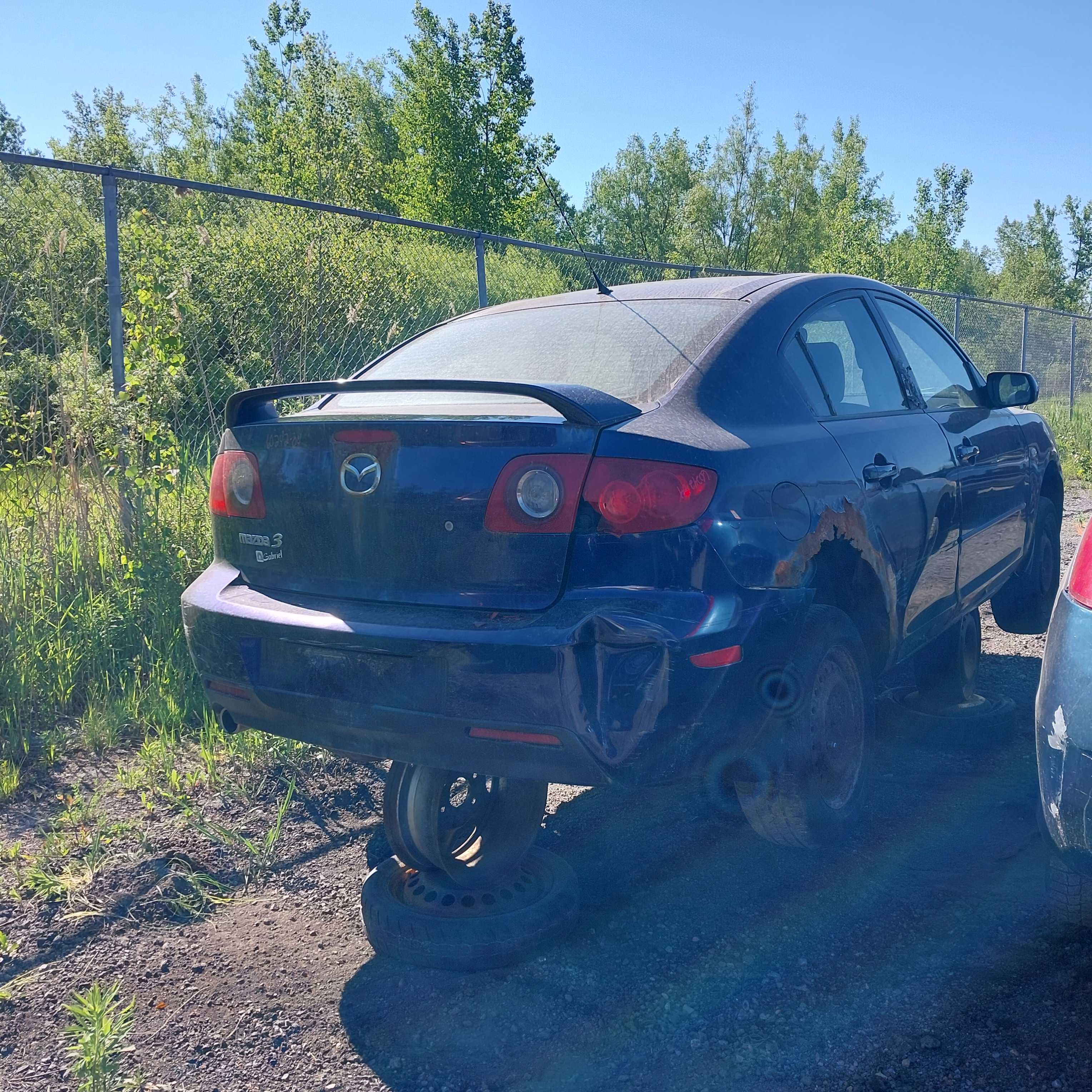 MAZDA MAZDA3 2004
