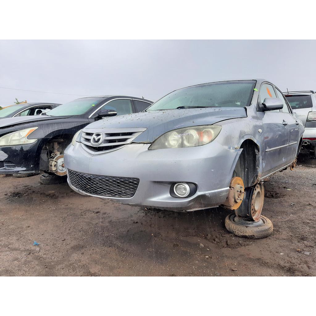 MAZDA MAZDA3 2004