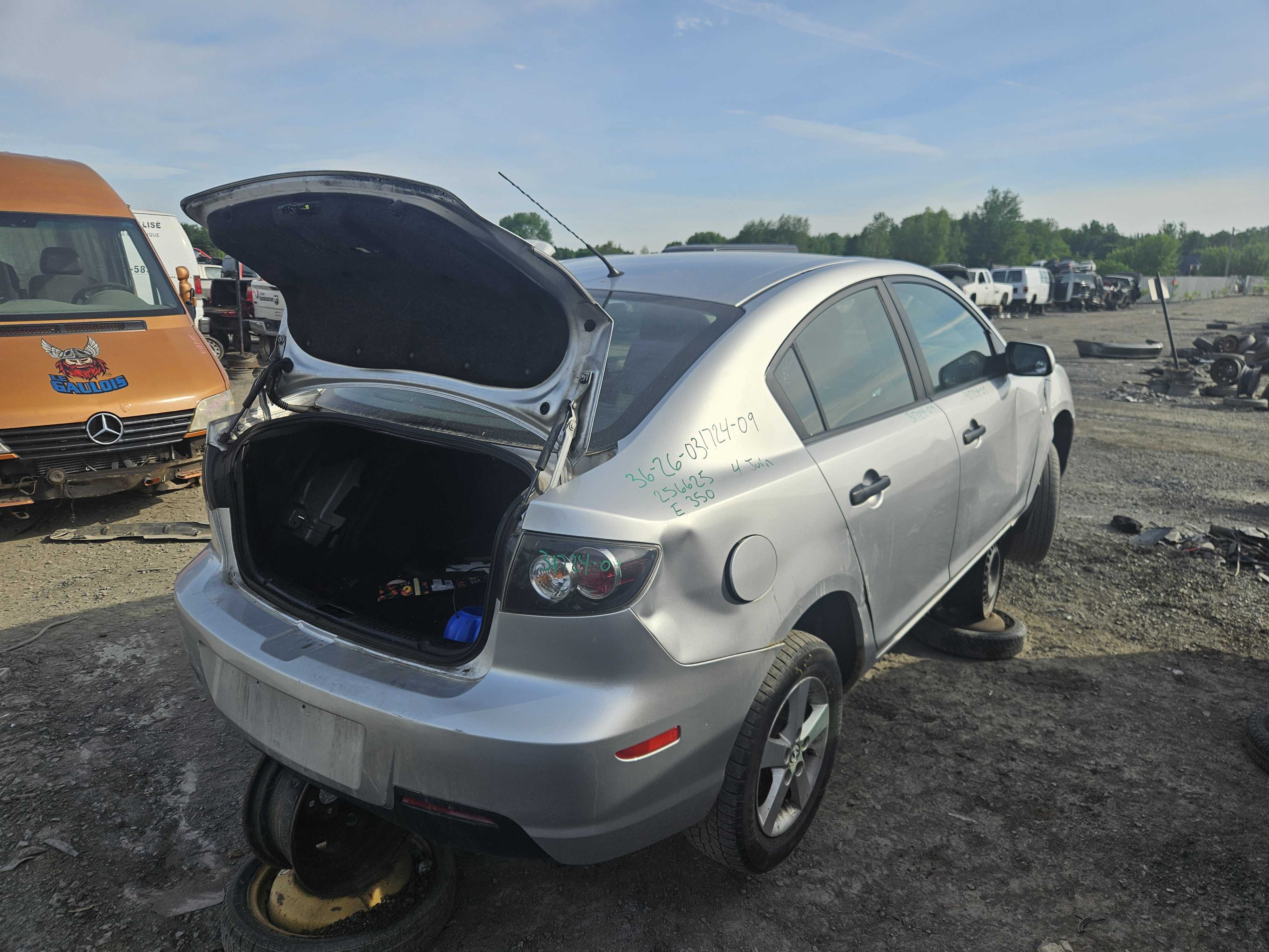 MAZDA MAZDA3 2009