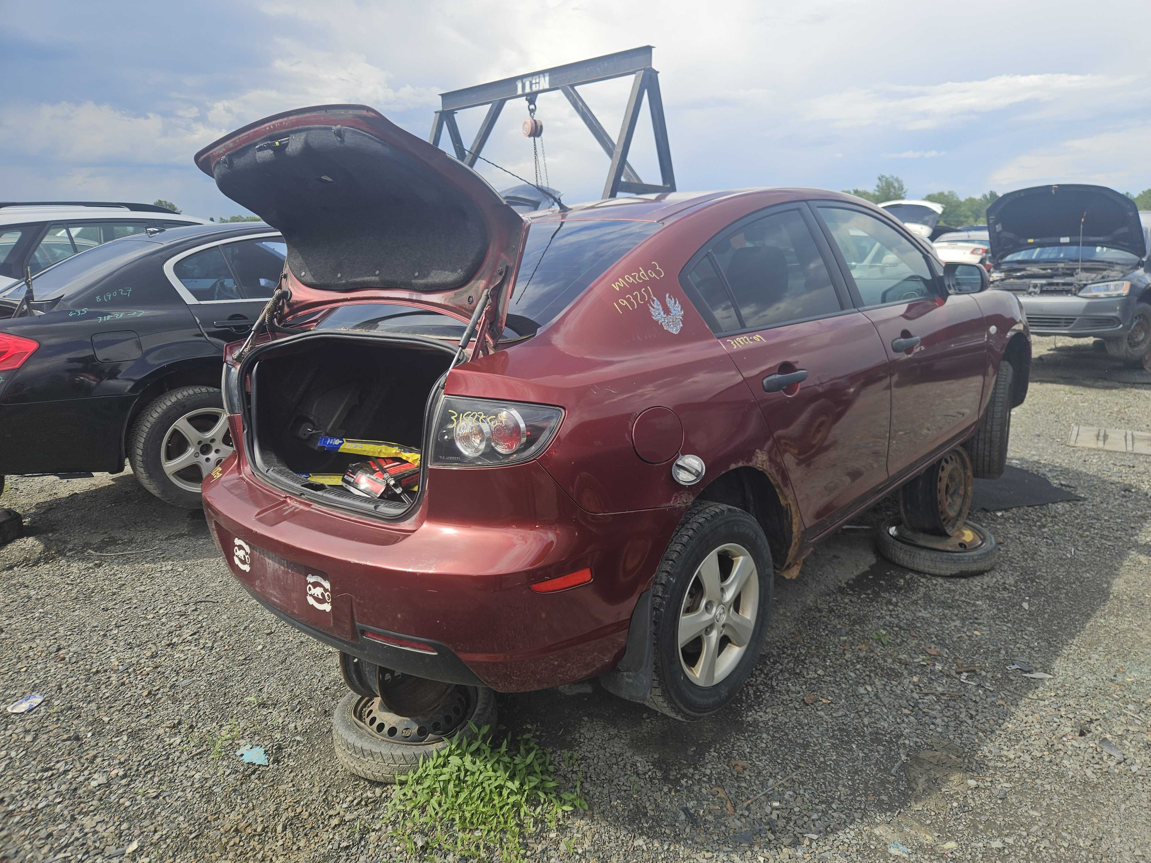 MAZDA MAZDA3 2009