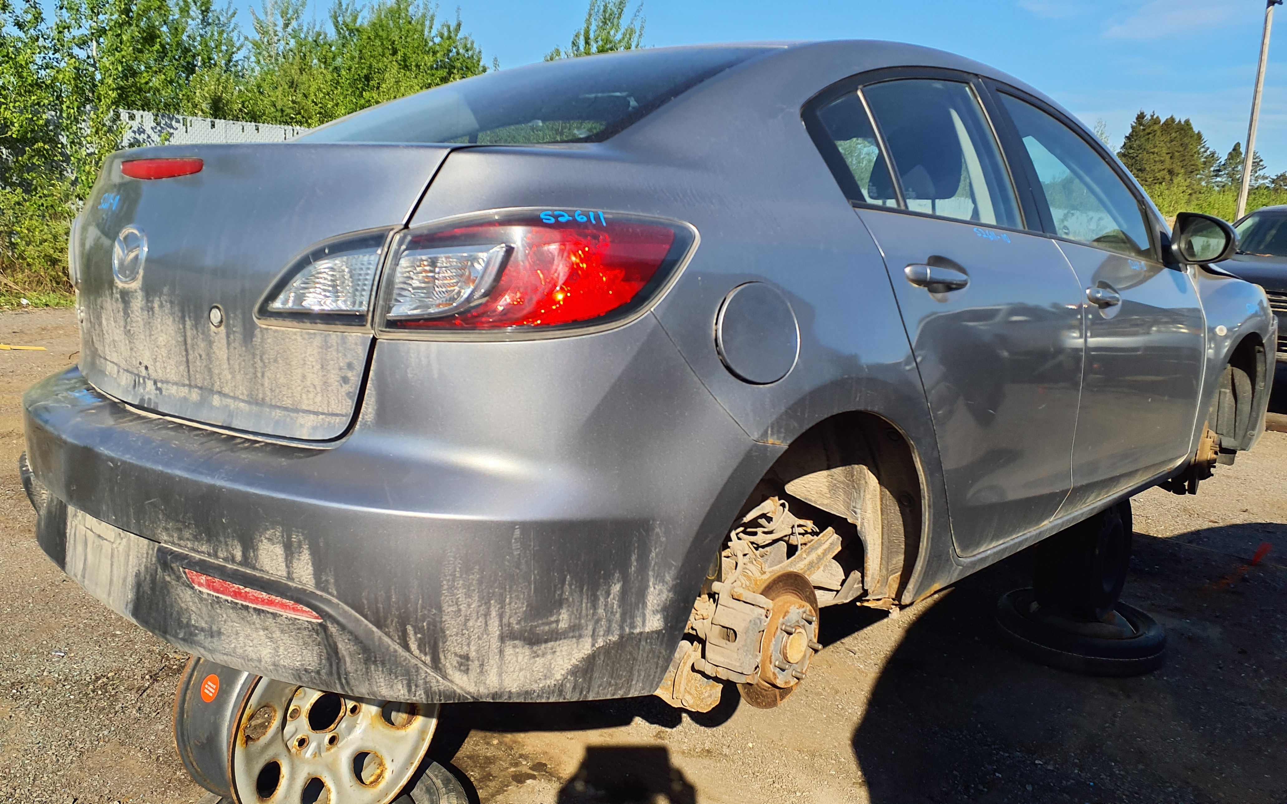 MAZDA MAZDA3 2010