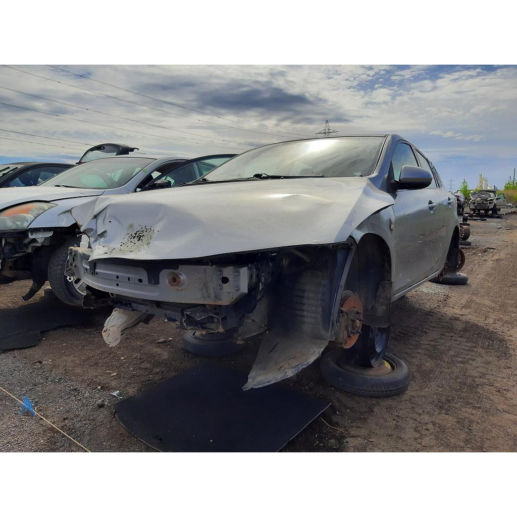 MAZDA MAZDA3 2010